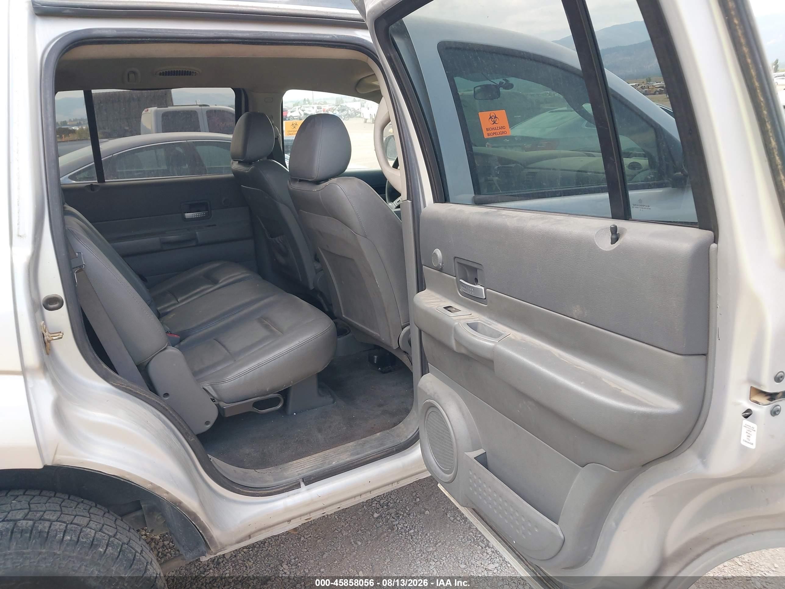 2004 Dodge Durango Slt Silver vin: 1D4HB48D24F133392