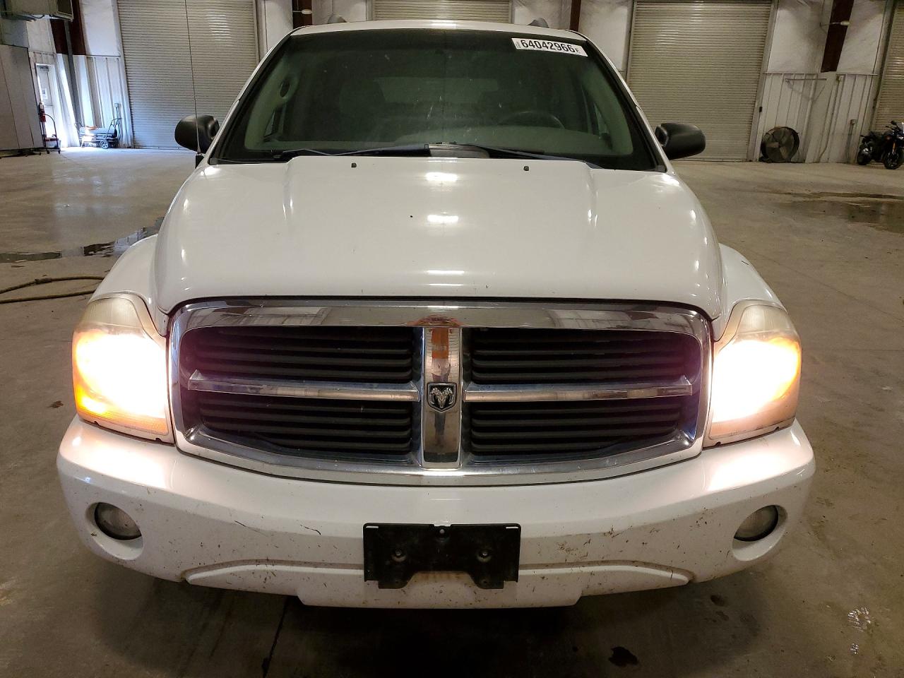 2005 Dodge Durango Slt Белый vin: 1D4HB48D25F545796