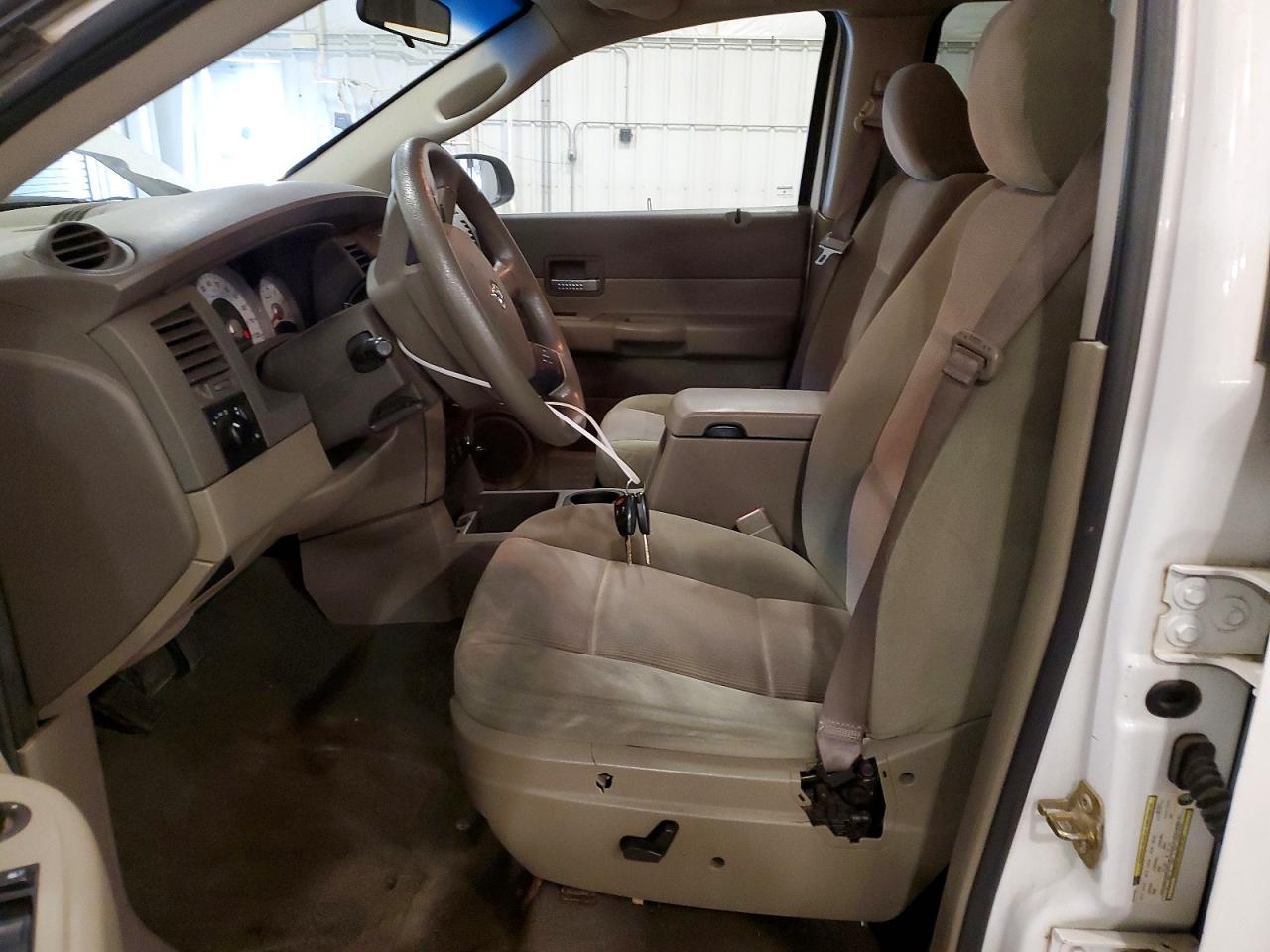 2005 Dodge Durango Slt Белый vin: 1D4HB48D25F545796
