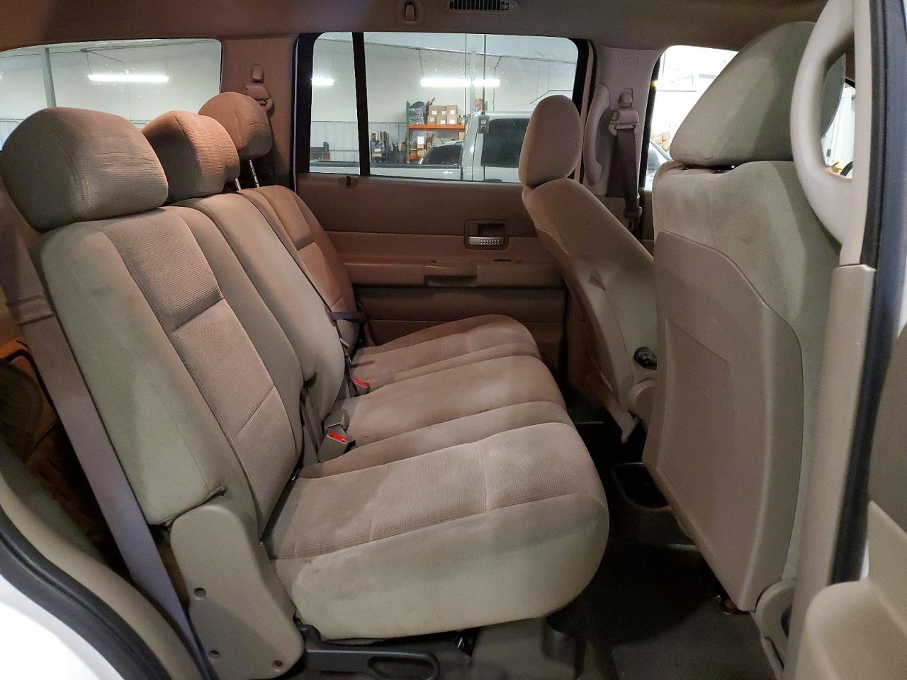 2005 Dodge Durango Slt Белый vin: 1D4HB48D25F545796