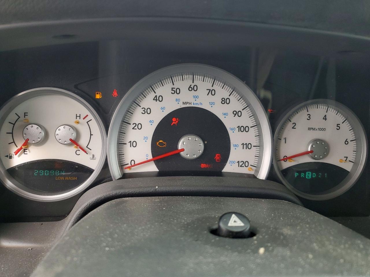 2004 Dodge Durango Slt Silver vin: 1D4HB48D54F196504