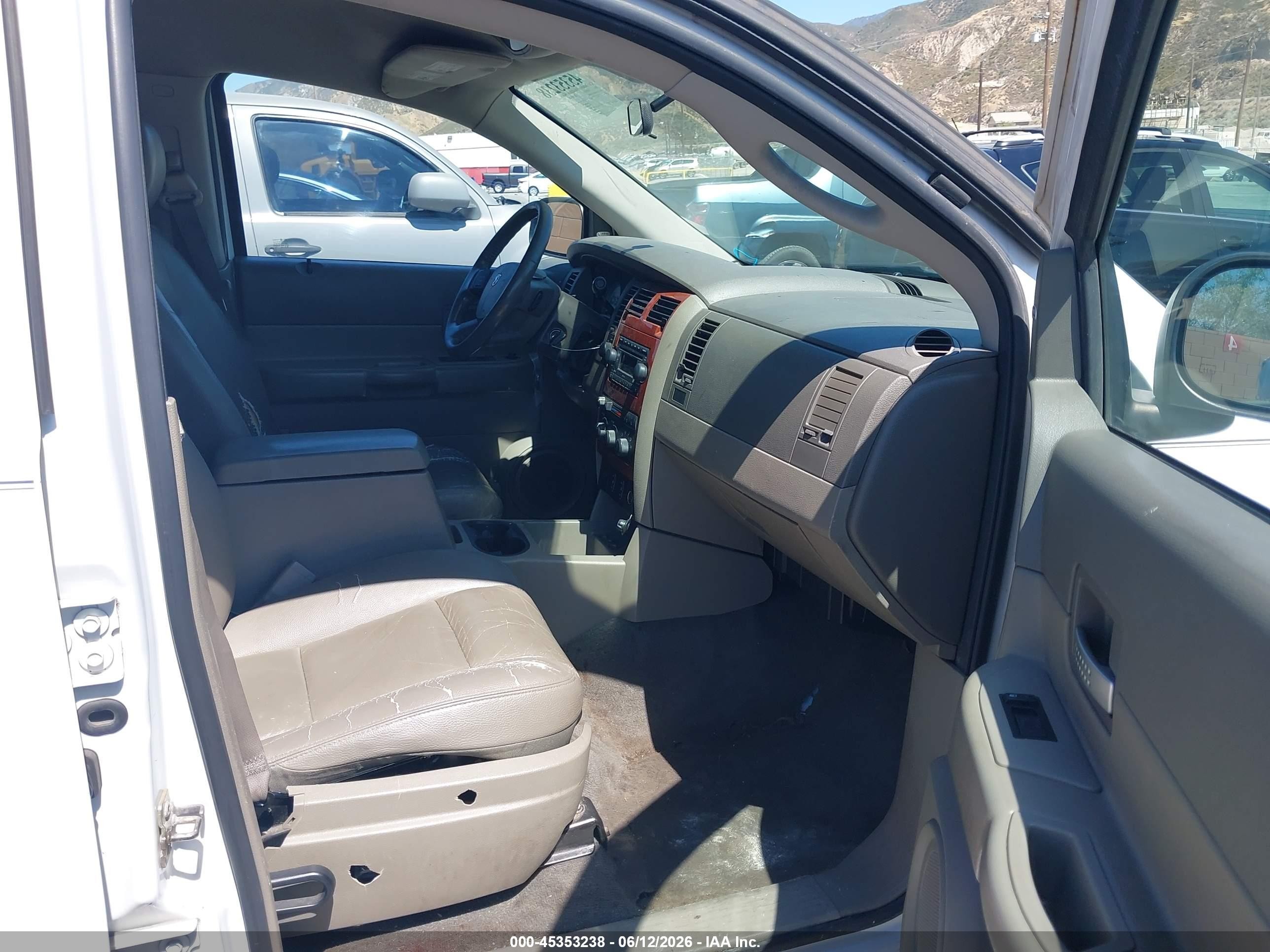 2005 Dodge Durango Slt White vin: 1D4HB48D55F569865