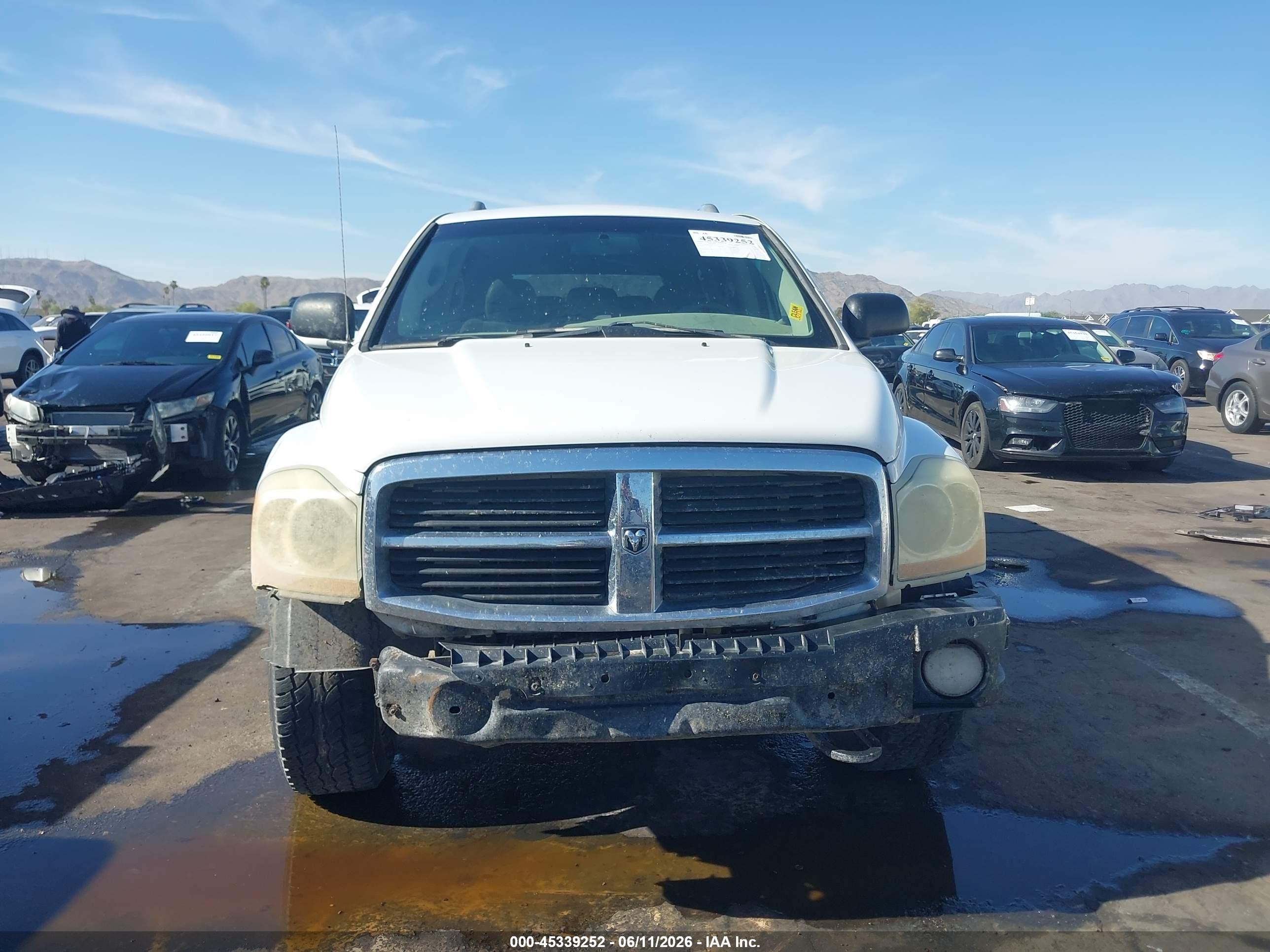 2004 Dodge Durango Slt White vin: 1D4HB48D74F133372