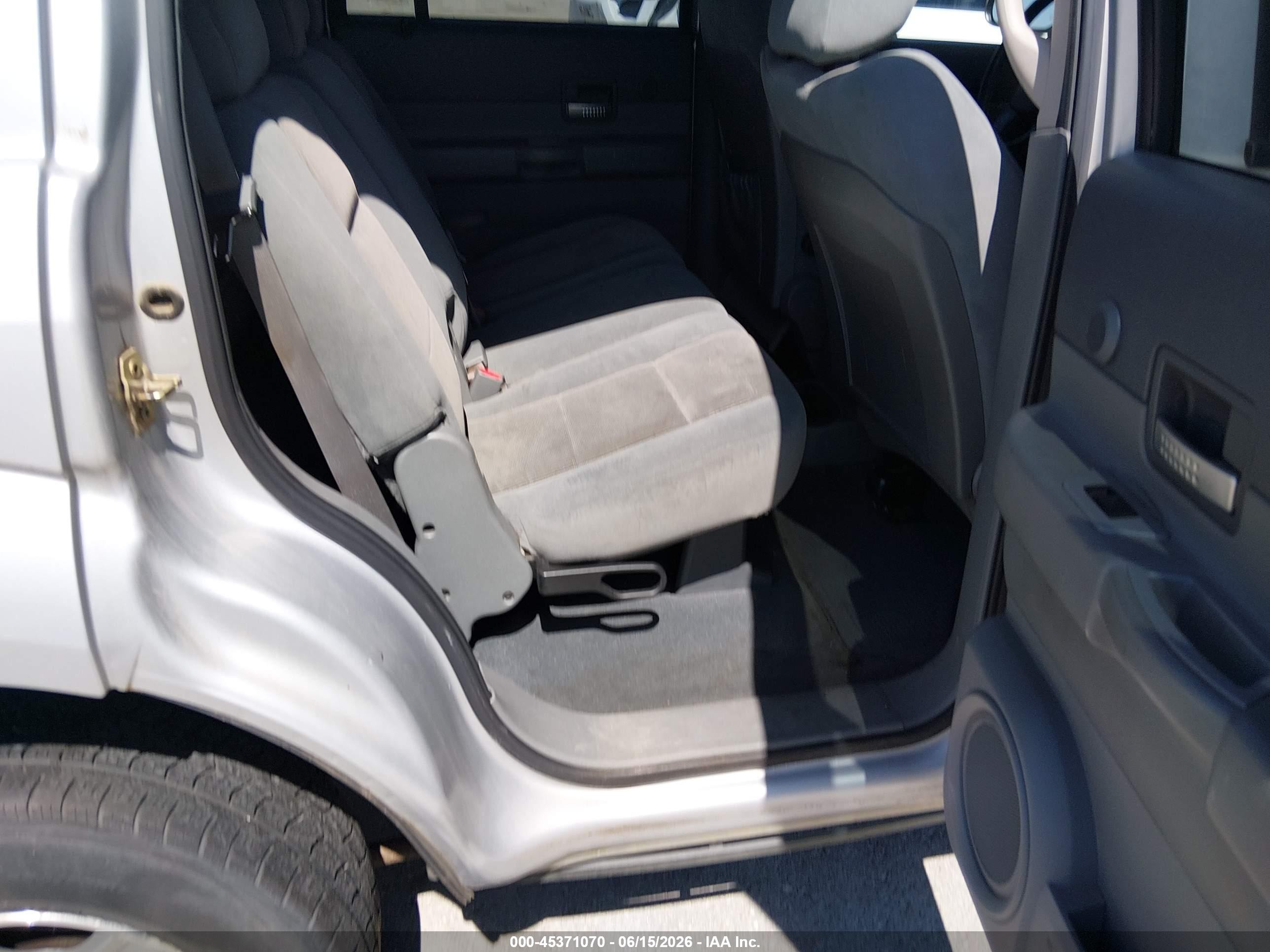 2005 Dodge Durango Slt Silver vin: 1D4HB48D75F513667