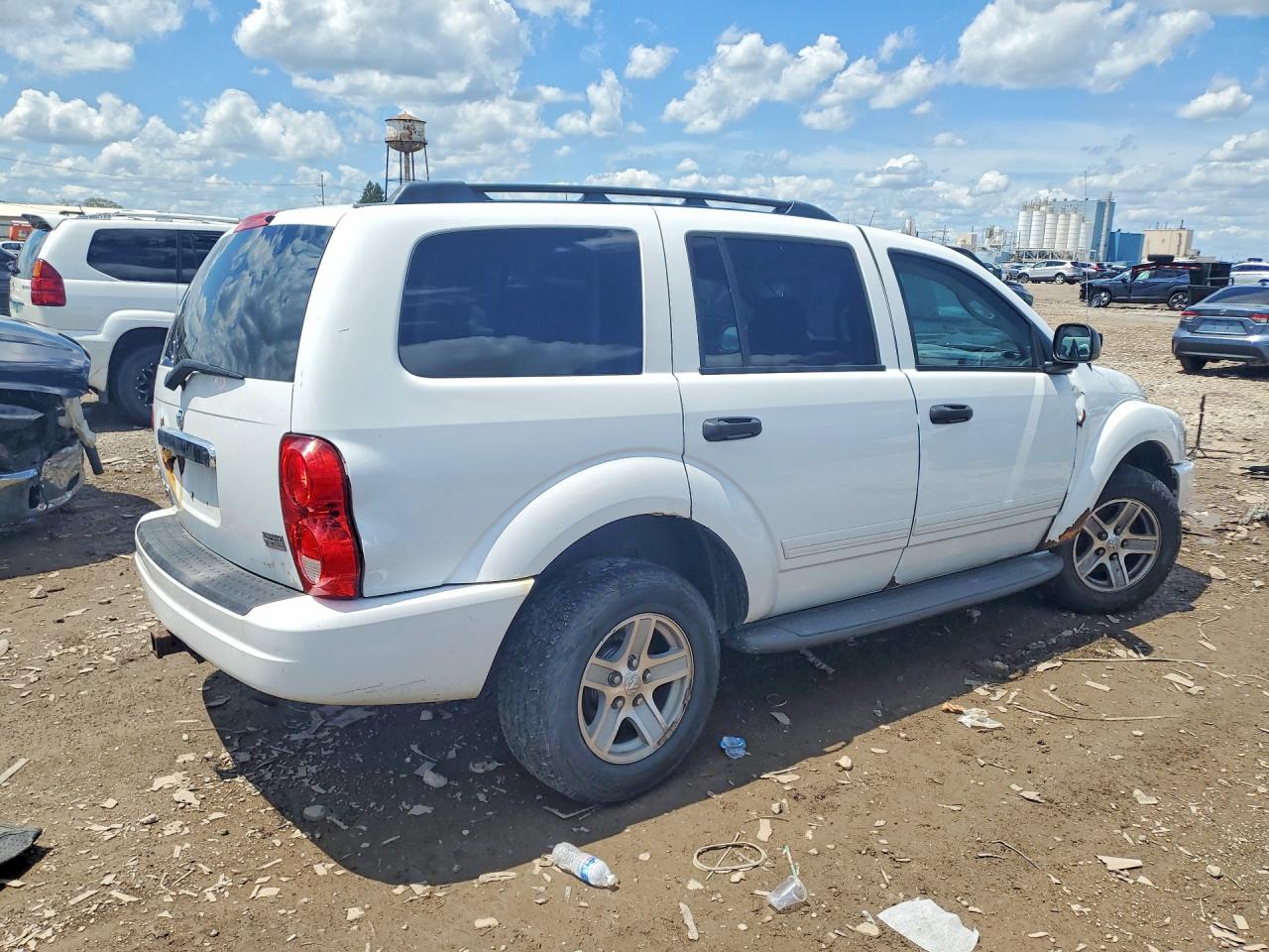 2005 Dodge Durango White vin: 1D4HB48D75F546068