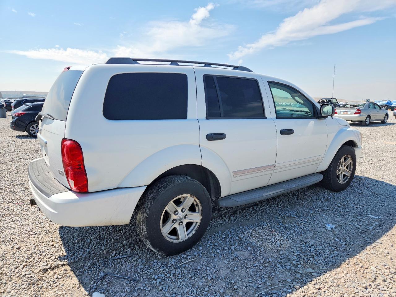 2005 Dodge Durango Slt White vin: 1D4HB48D75F593617