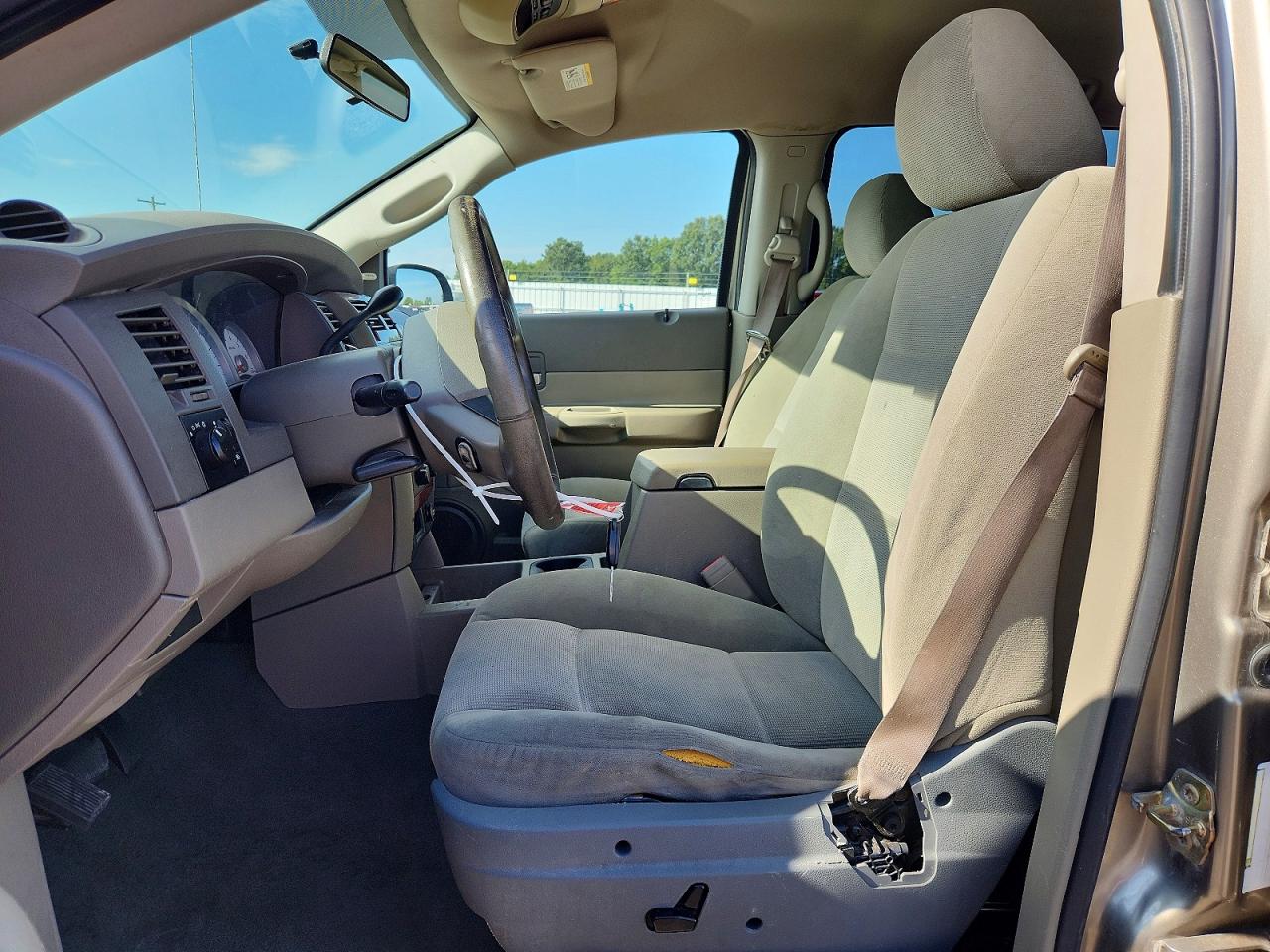 2005 Dodge Durango Slt Beige vin: 1D4HB48D95F555306