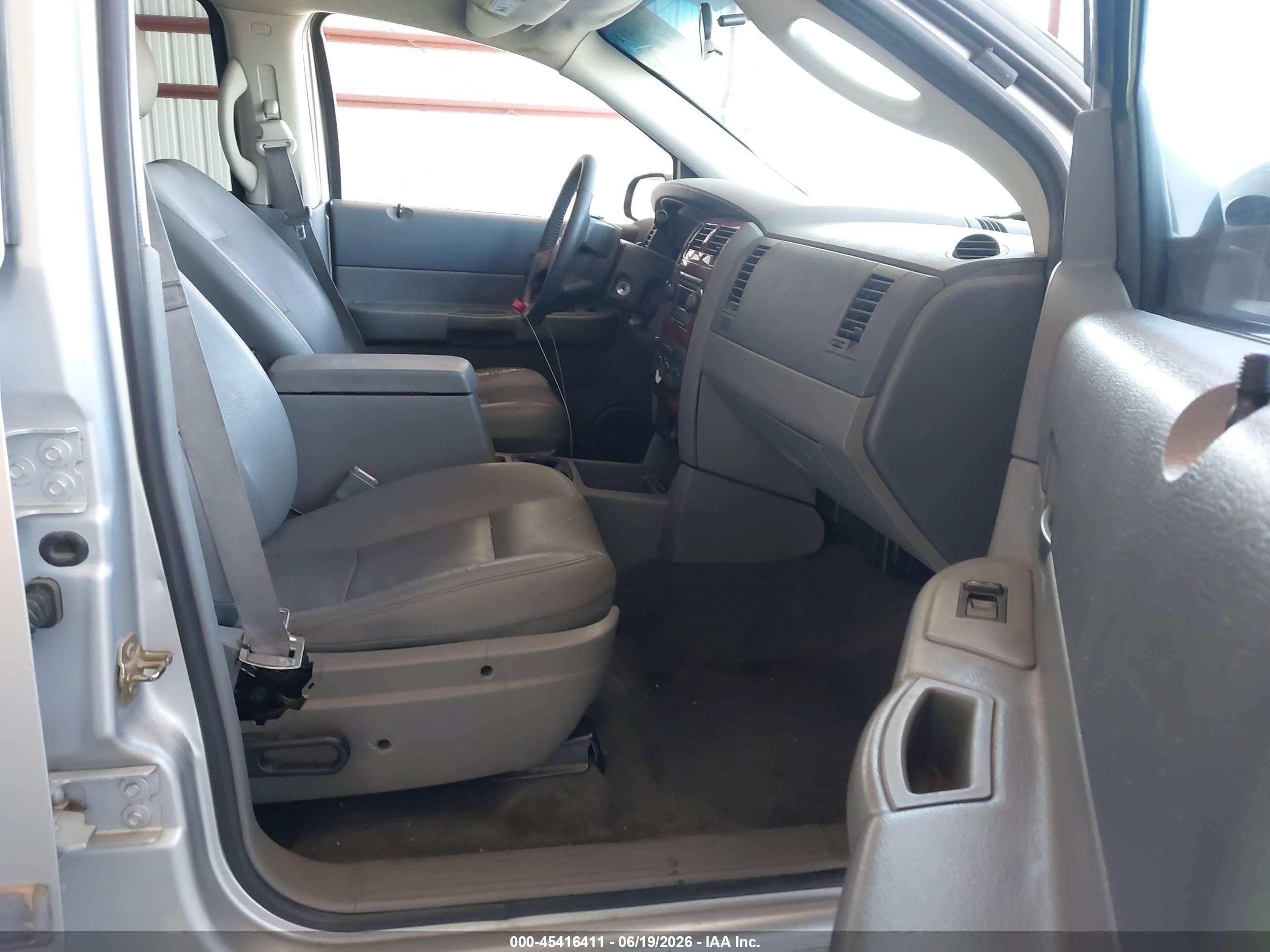 2005 Dodge Durango Slt Silver vin: 1D4HB48N55F563279