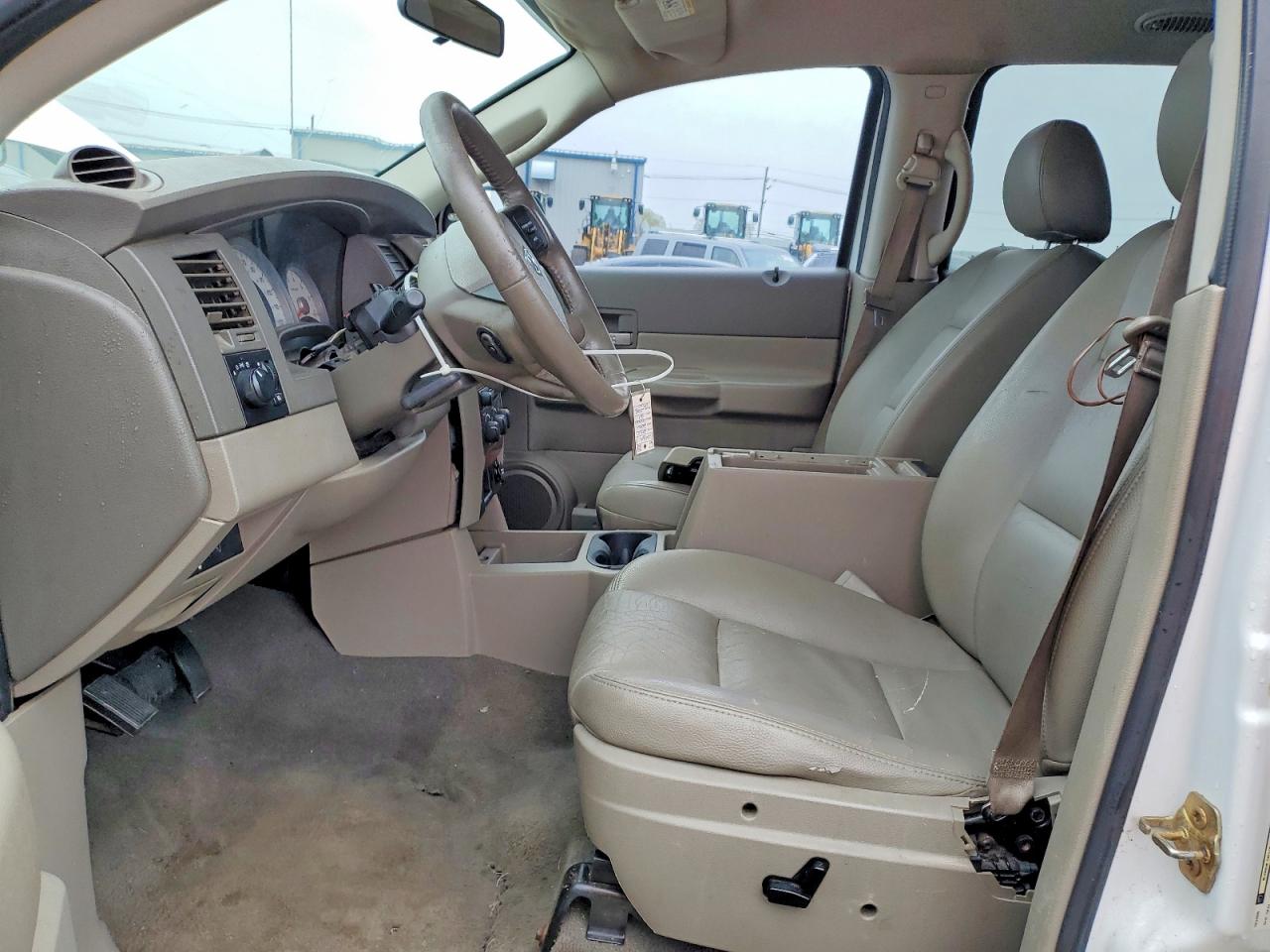 2005 Dodge Durango Белый vin: 1D4HB48N95F601144