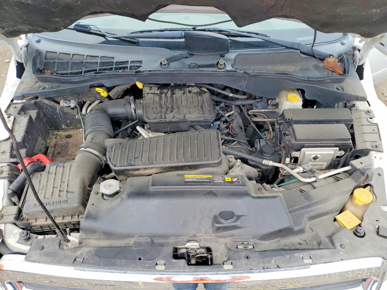 2005 Dodge Durango Белый vin: 1D4HB48N95F601144
