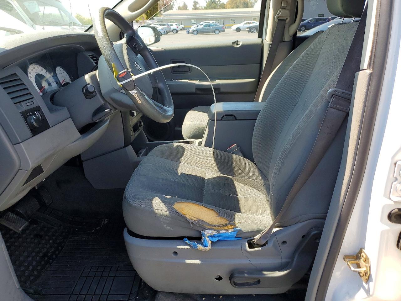 2004 Dodge Durango St White vin: 1D4HD38K74F132600