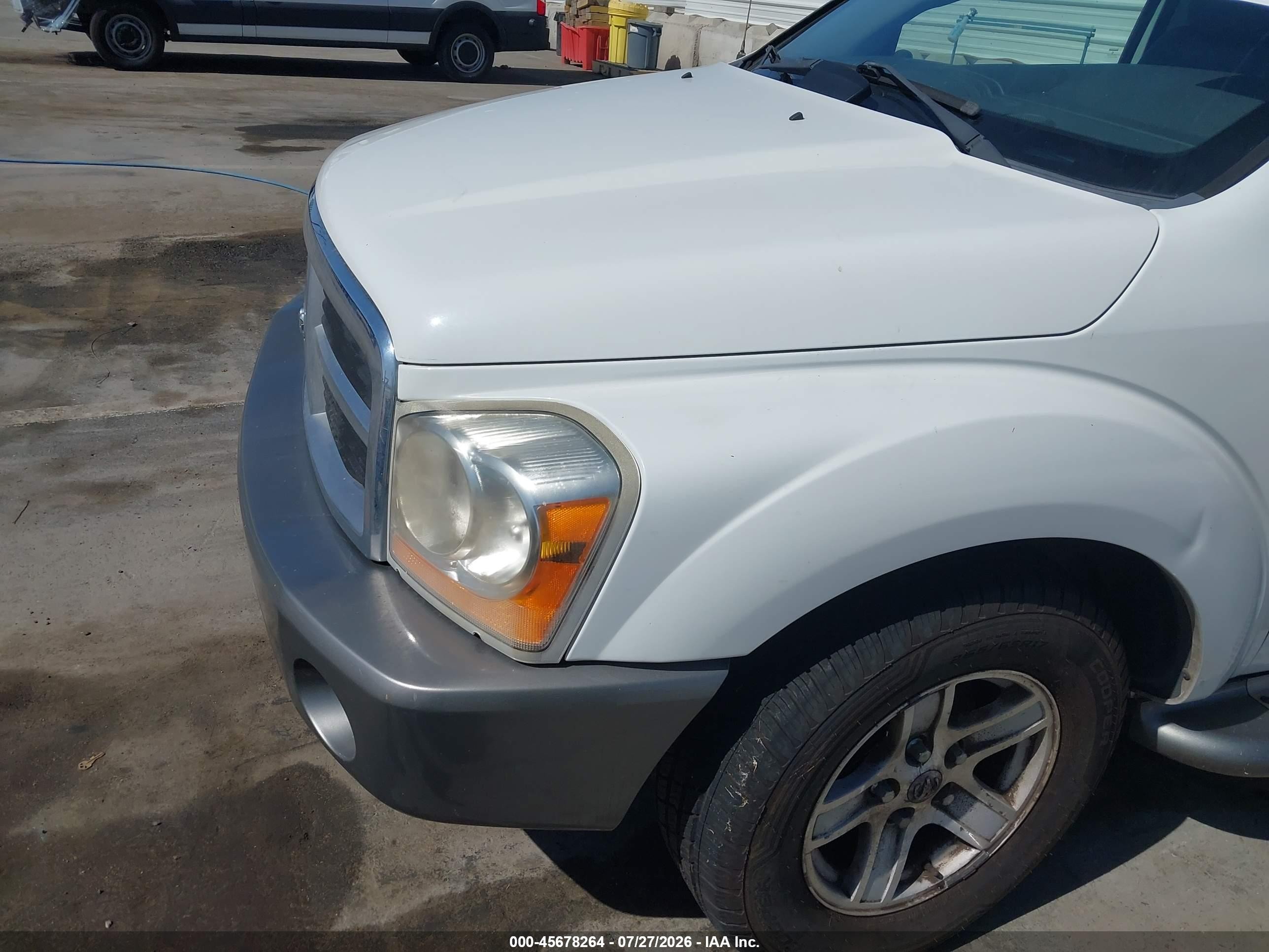 2005 Dodge Durango Slt Белый vin: 1D4HD48D45F586764