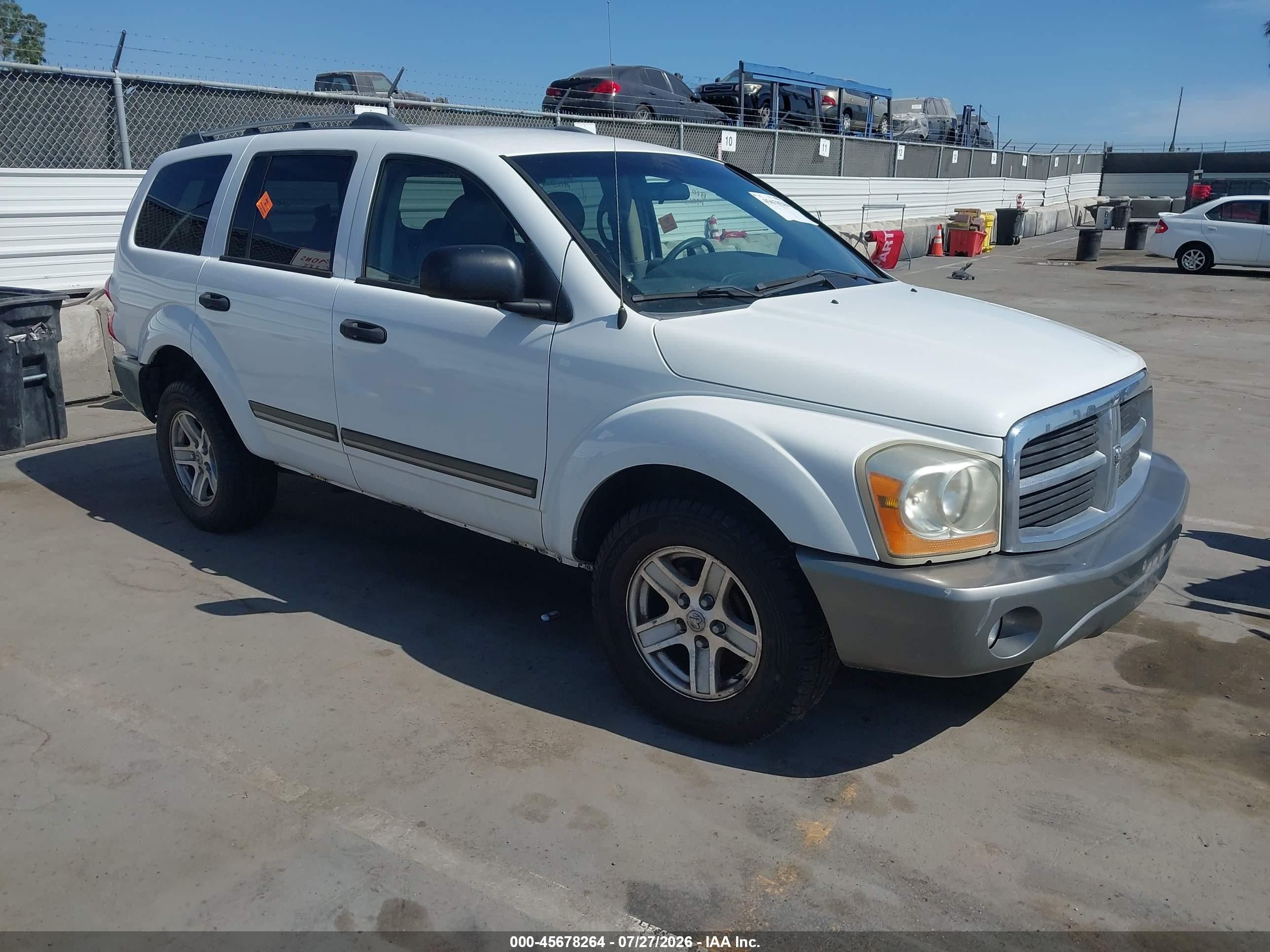 2005 Dodge Durango Slt Белый vin: 1D4HD48D45F586764