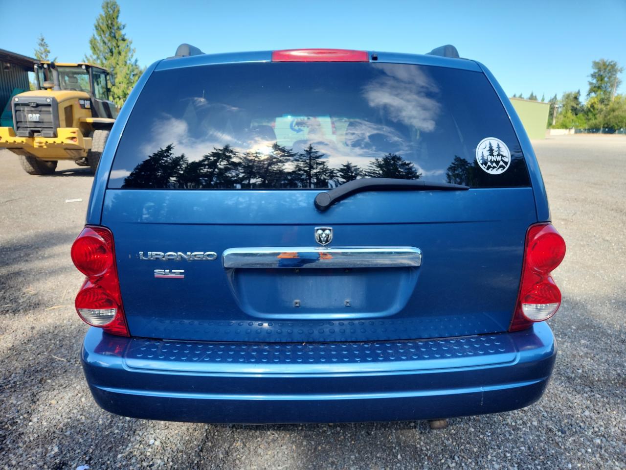 2006 Dodge Durango Slt Blue vin: 1D4HD48N56F159040 Damage: Rear Bumper, Heavy Scratch, 1 To 2 Inches