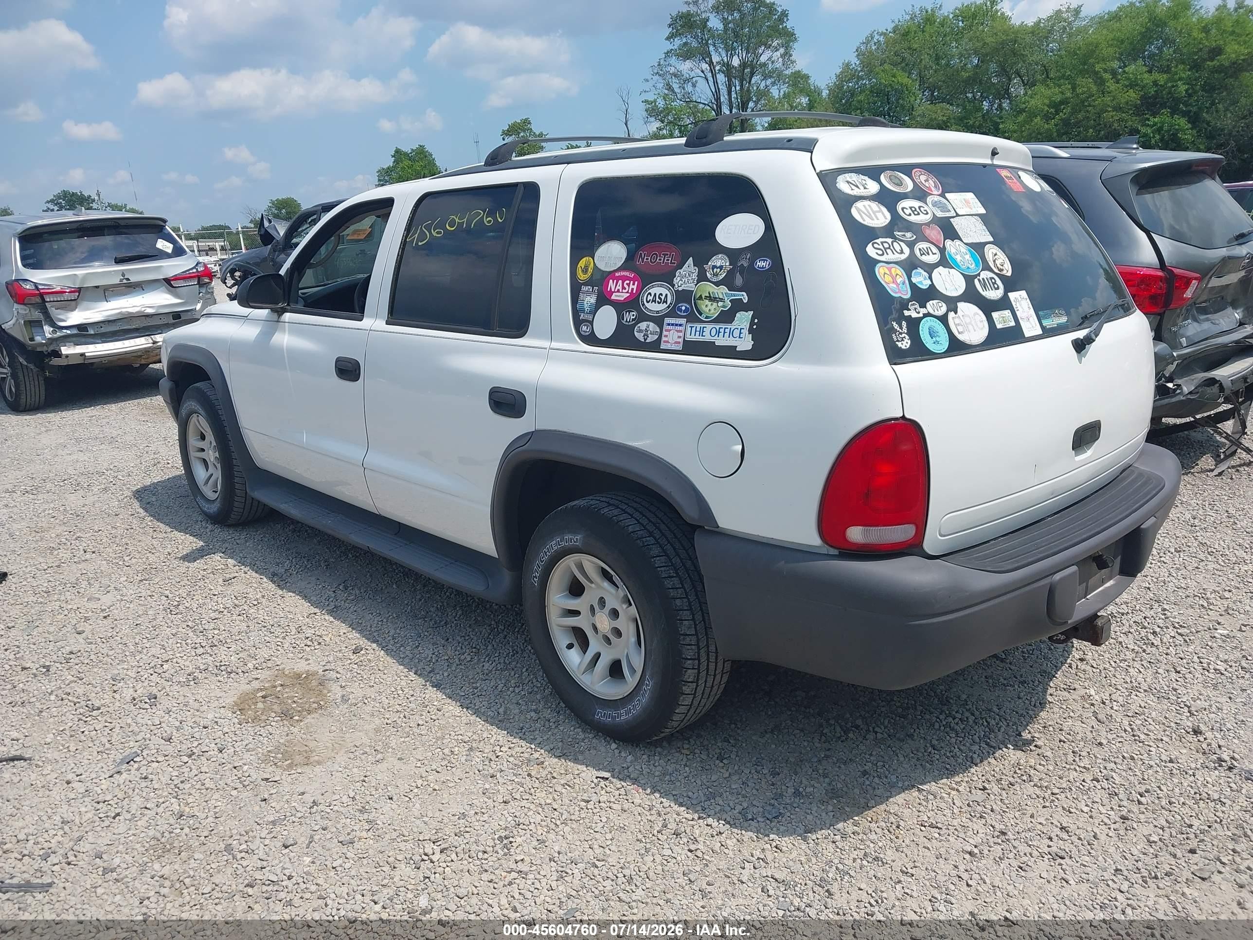 2003 Dodge Durango Sport/sxt White vin: 1D4HR38N83F590401