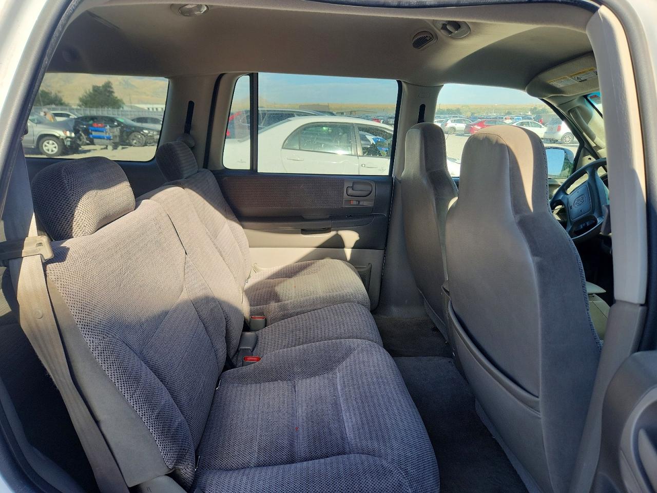 2003 Dodge Durango Slt White vin: 1D4HR48N23F505770