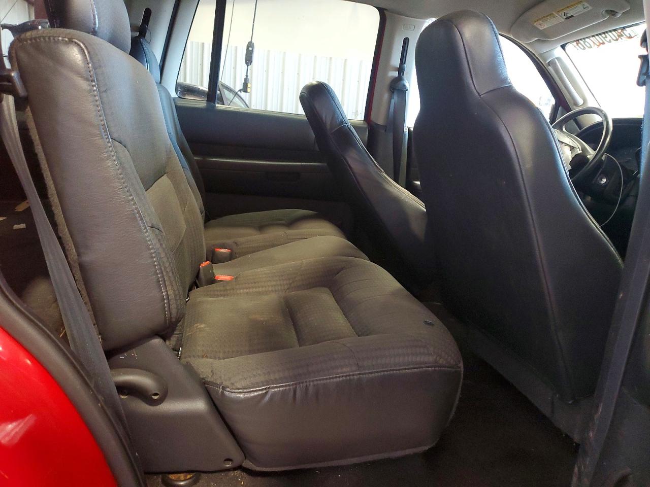 2003 Dodge Durango Sport Red vin: 1D4HS38N23F502091
