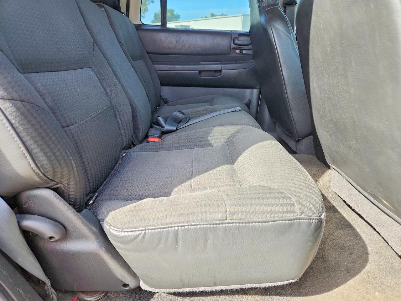 2003 Dodge Durango Sport Серебряный vin: 1D4HS38N33F596837