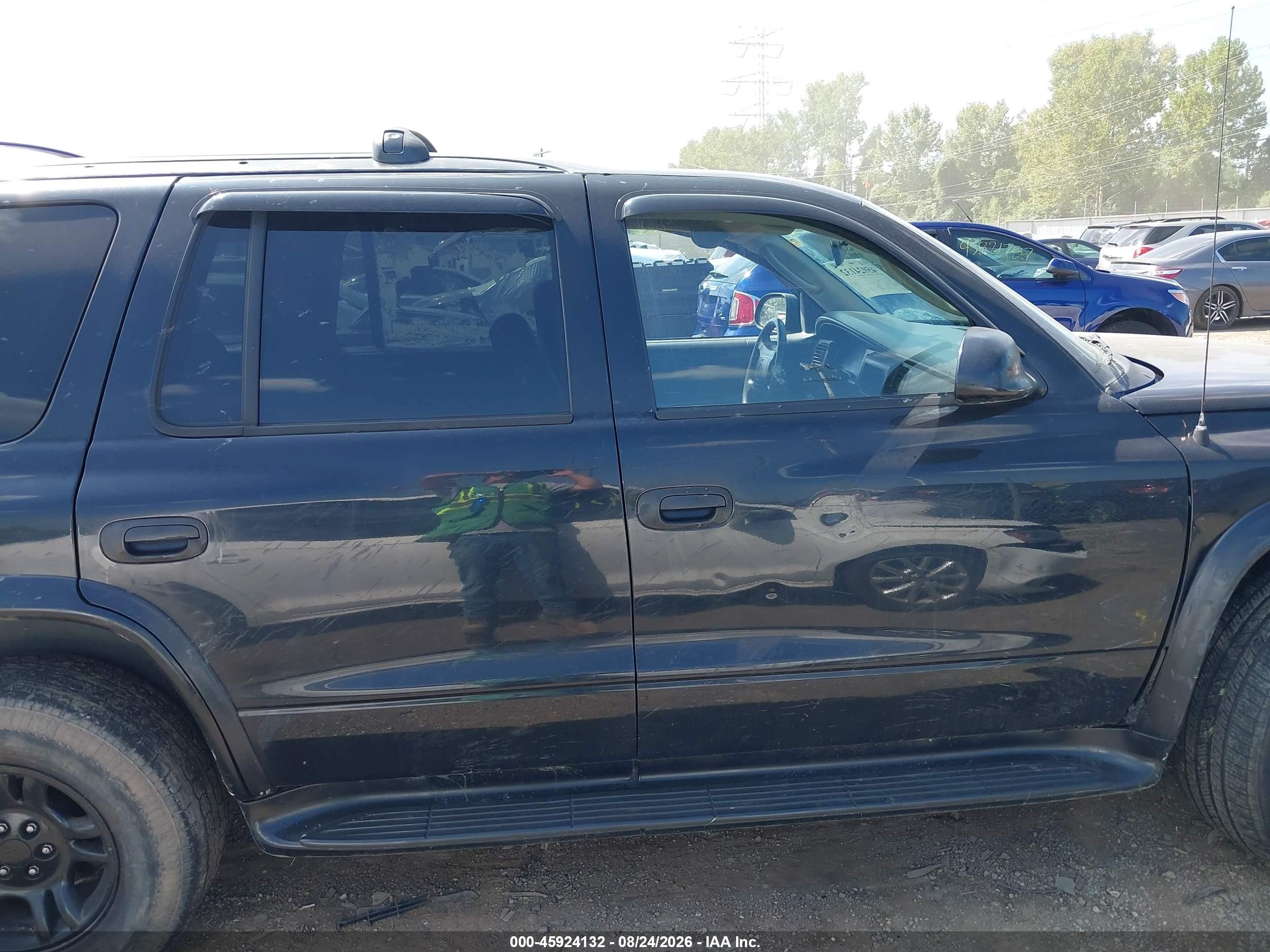 2003 Dodge Durango Sport/sxt Black vin: 1D4HS38N43F563748