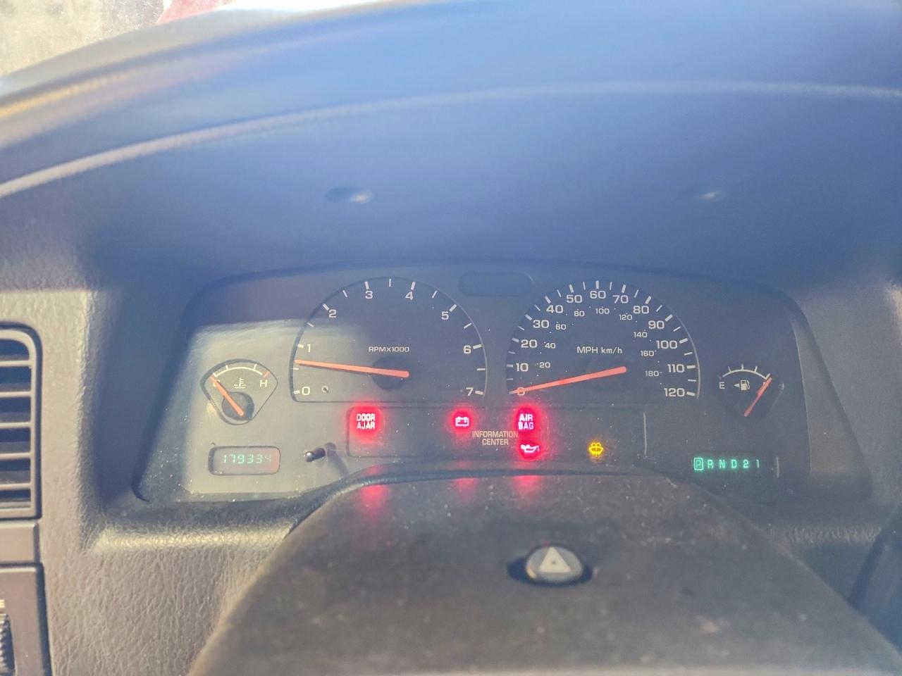 2003 Dodge Durango Sport Red vin: 1D4HS38N63F625263