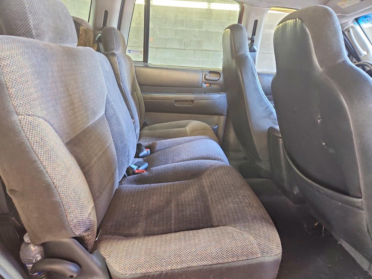 2003 Dodge Durango Sport Red vin: 1D4HS38N63F625263