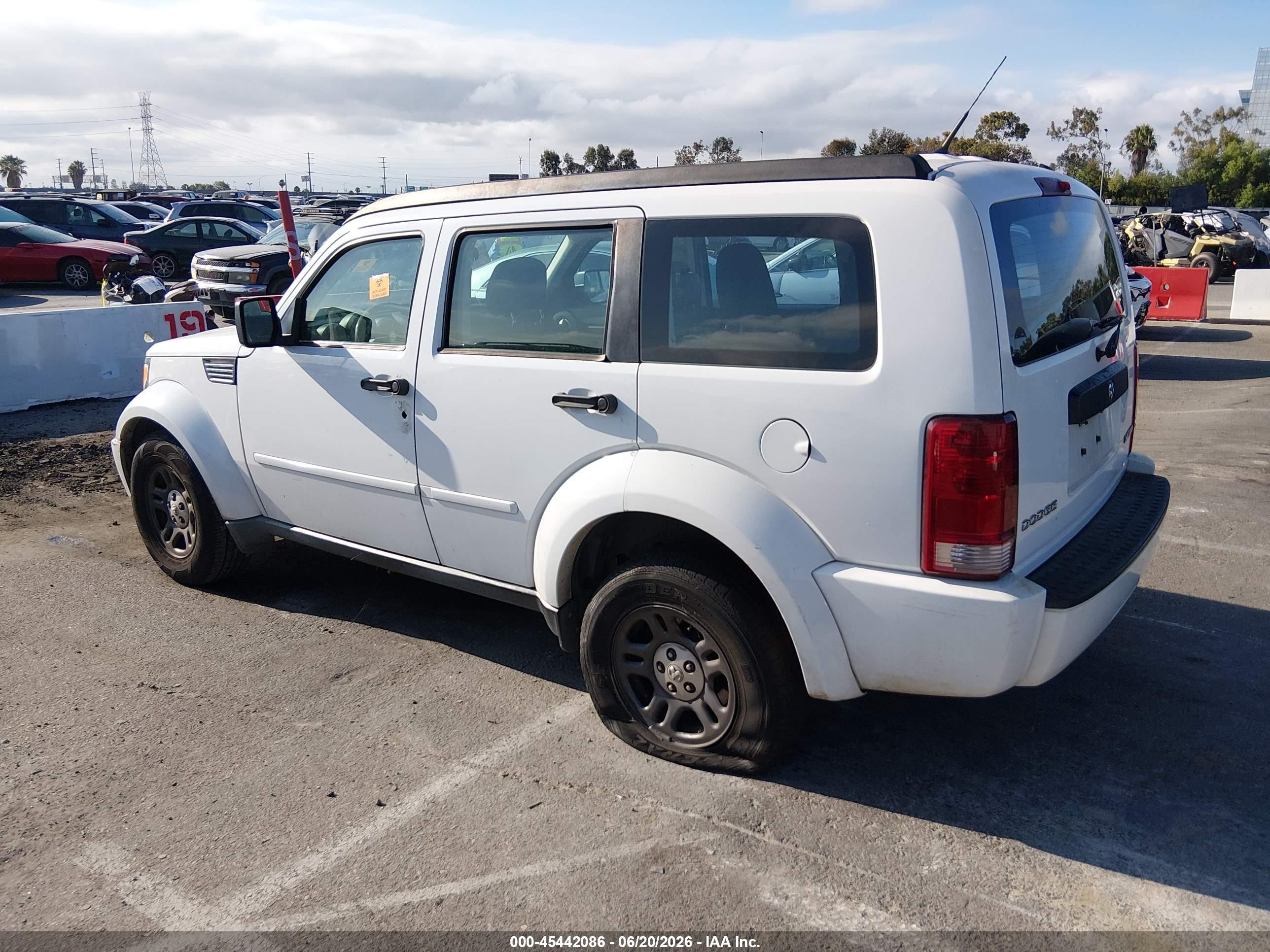 2011 Dodge Nitro Se White vin: 1D4PT2GK0BW521358