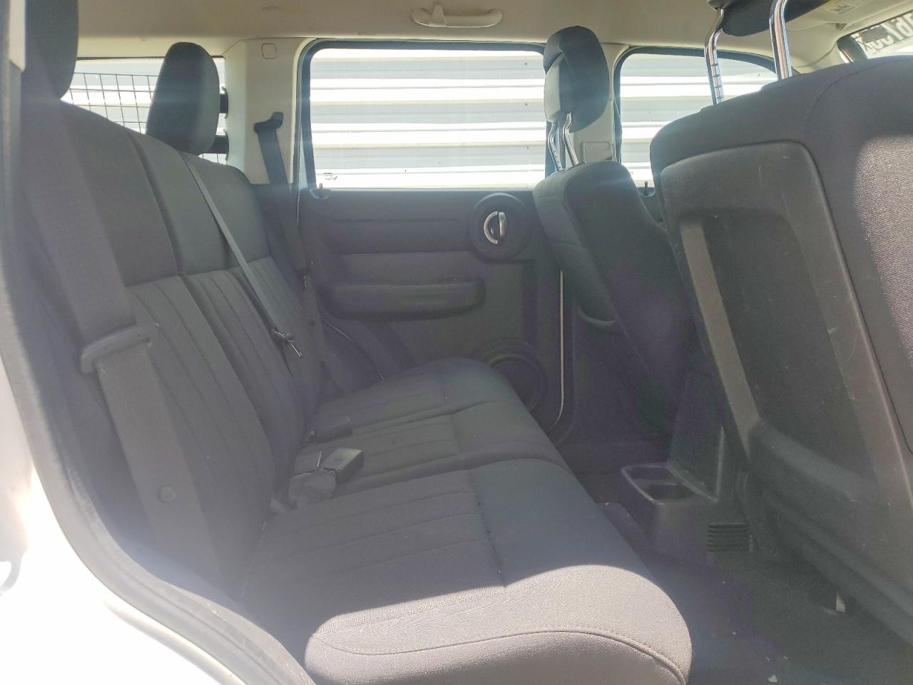 2011 Dodge Nitro Se White vin: 1D4PT2GK0BW589059