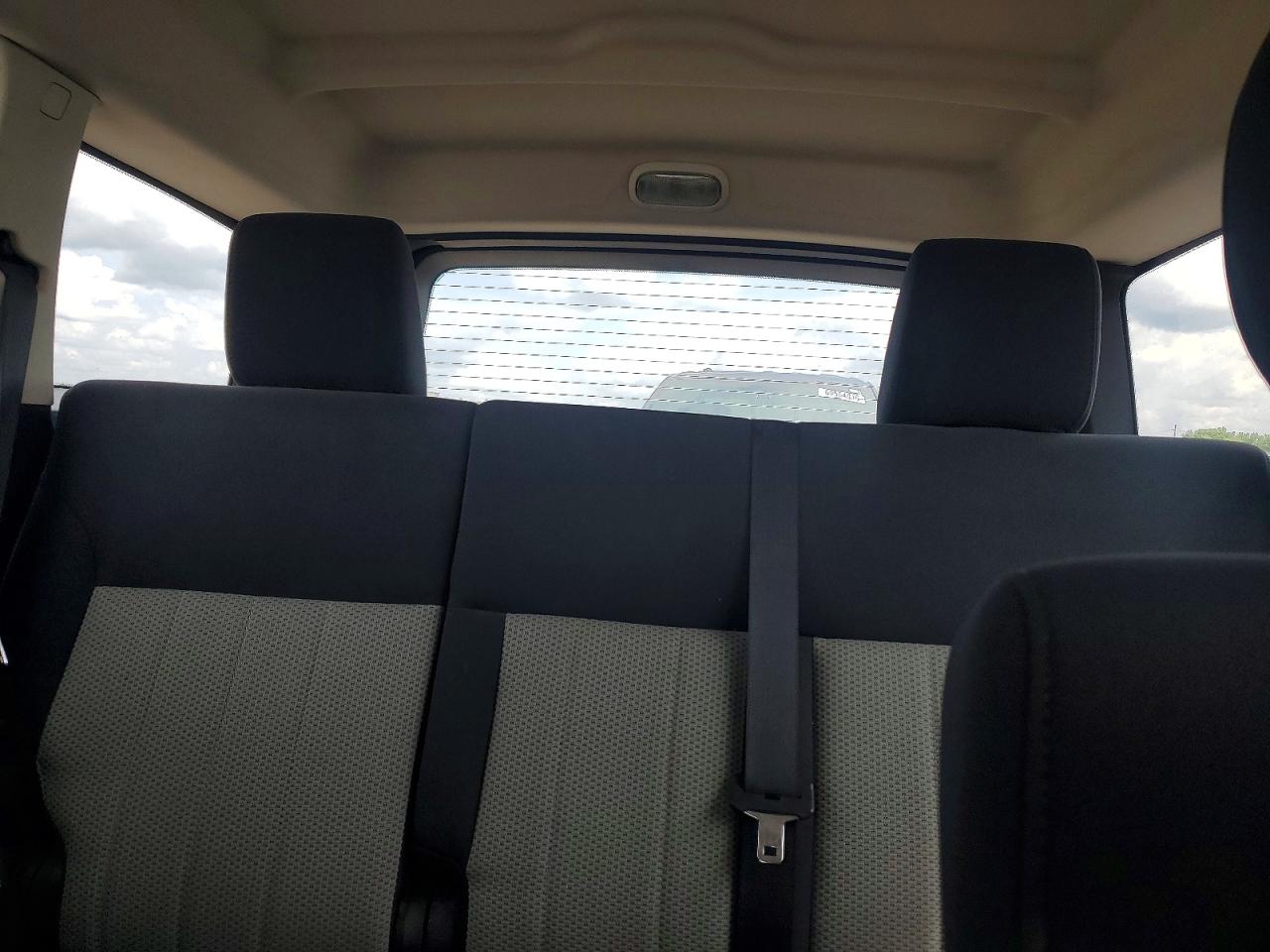 2010 Dodge Nitro Se White vin: 1D4PT2GK1AW105267