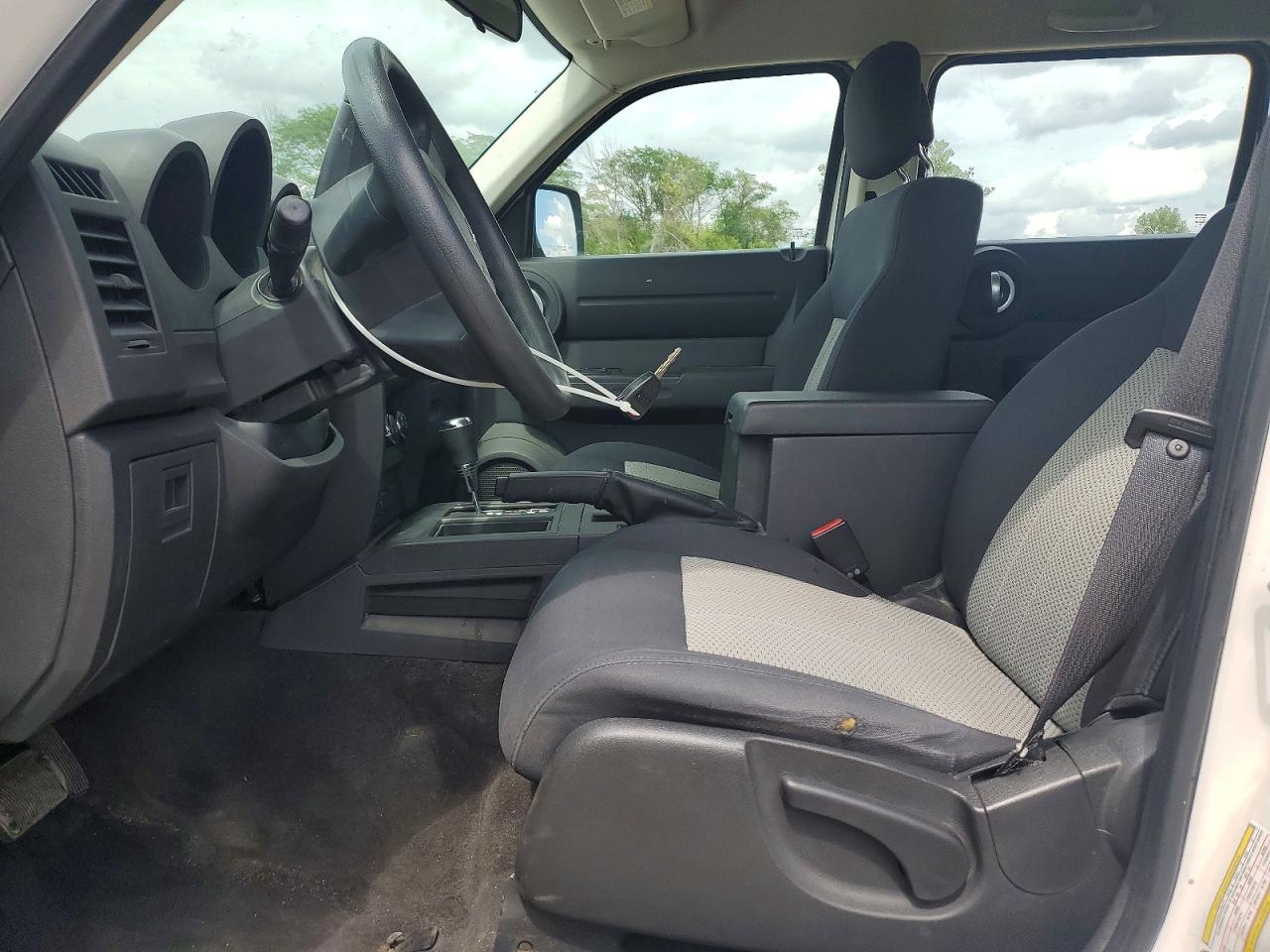 2010 Dodge Nitro Se White vin: 1D4PT2GK1AW105267