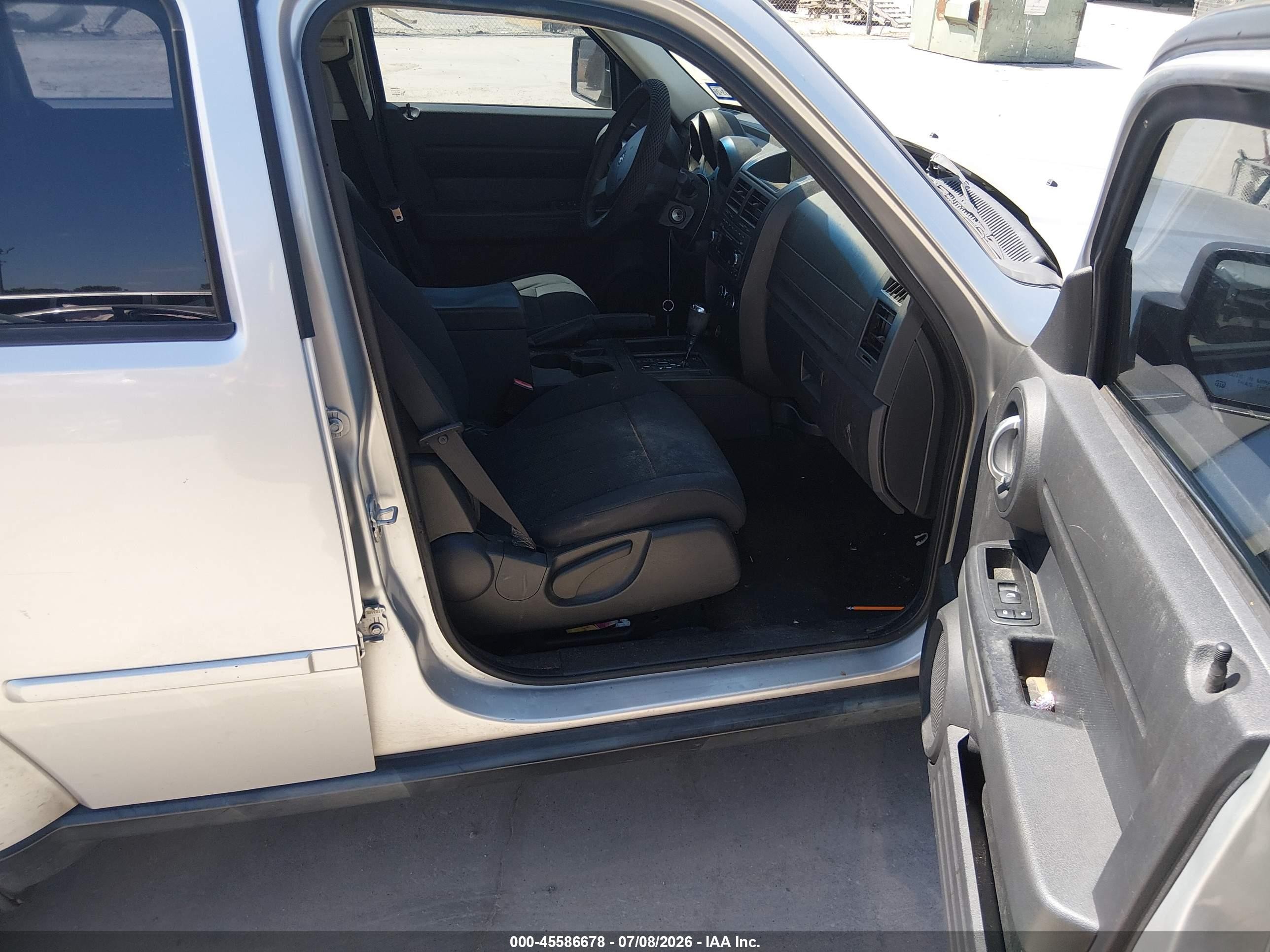 2011 Dodge Nitro Se Silver vin: 1D4PT2GK1BW600408