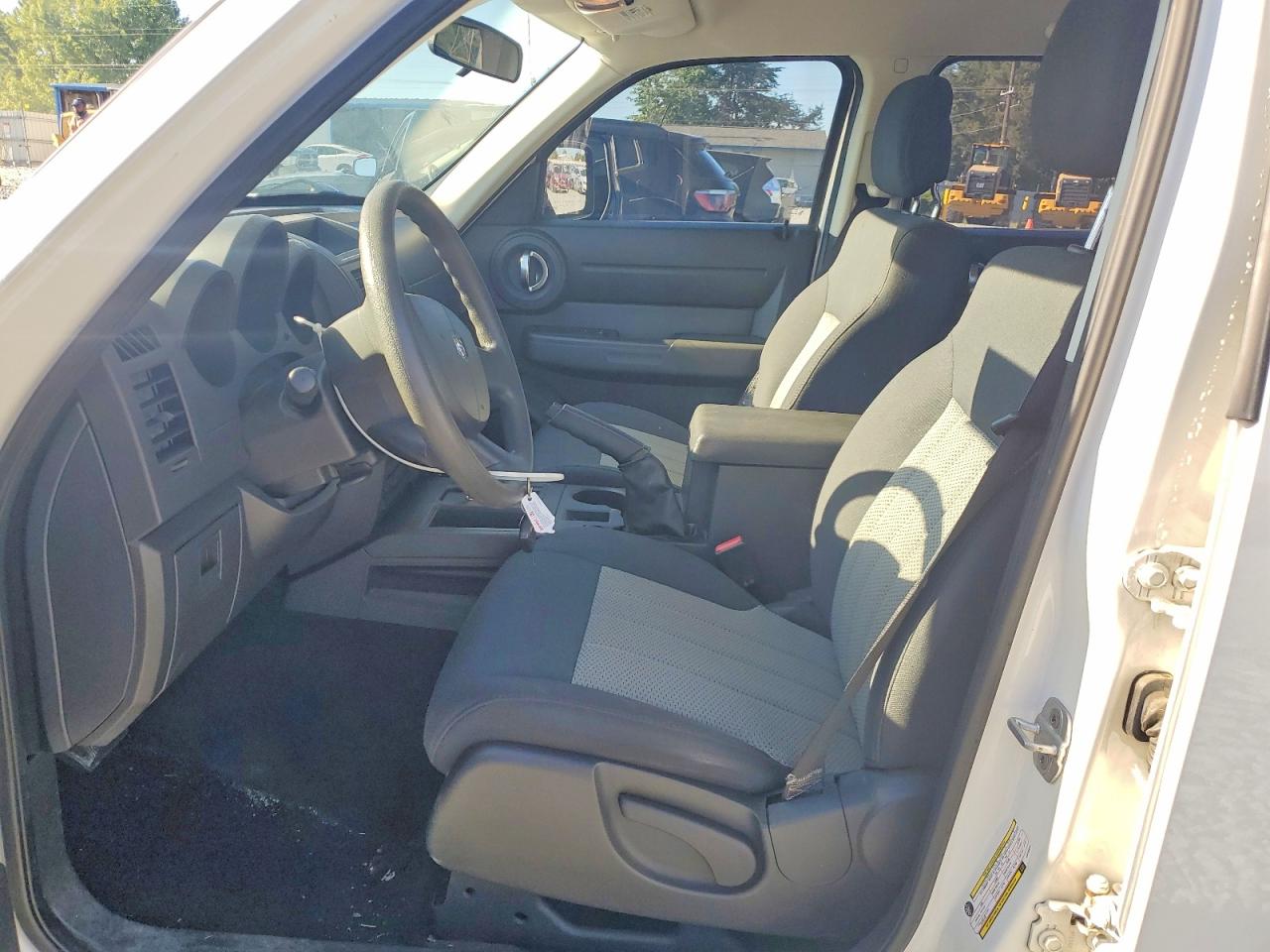 2010 Dodge Nitro Se White vin: 1D4PT2GK2AW100241