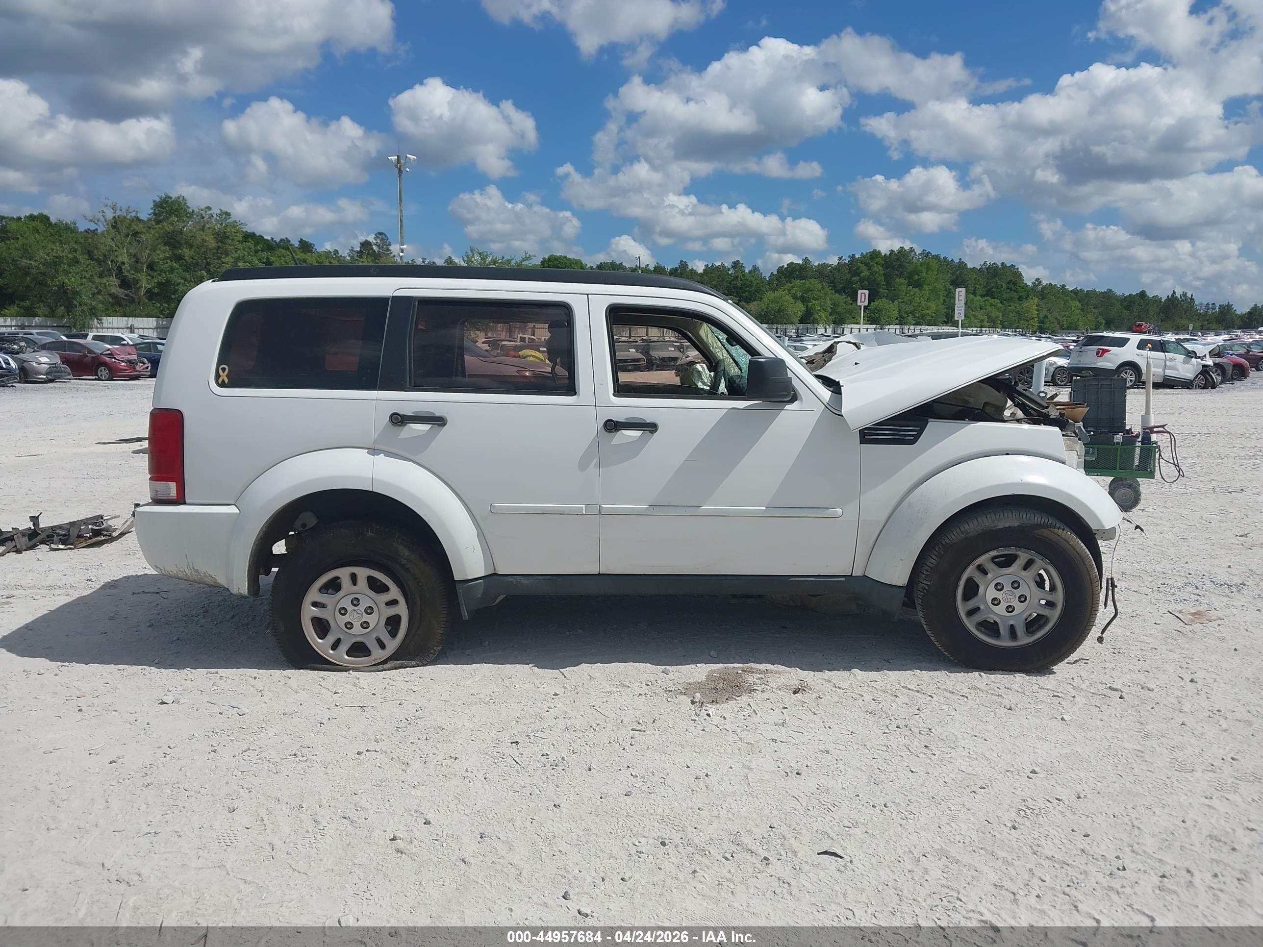 2011 Dodge Nitro Se White vin: 1D4PT2GK5BW518360