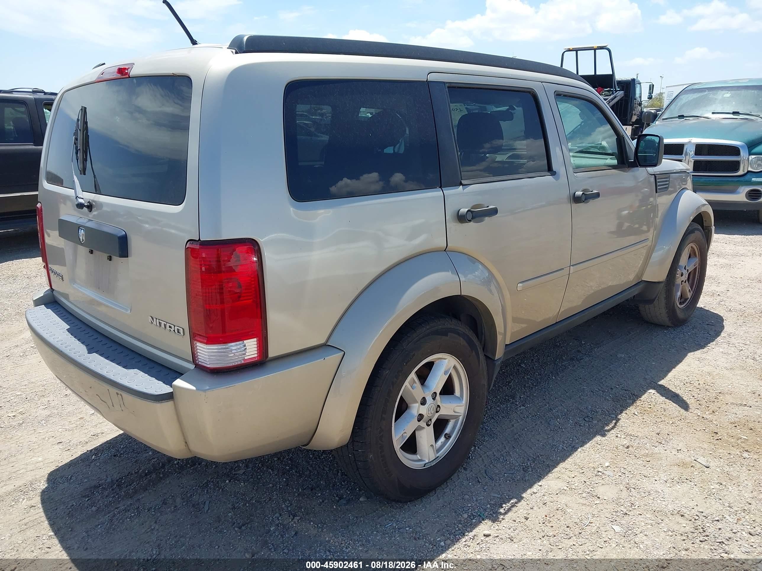 2010 Dodge Nitro Se Tan vin: 1D4PT2GK6AW120105