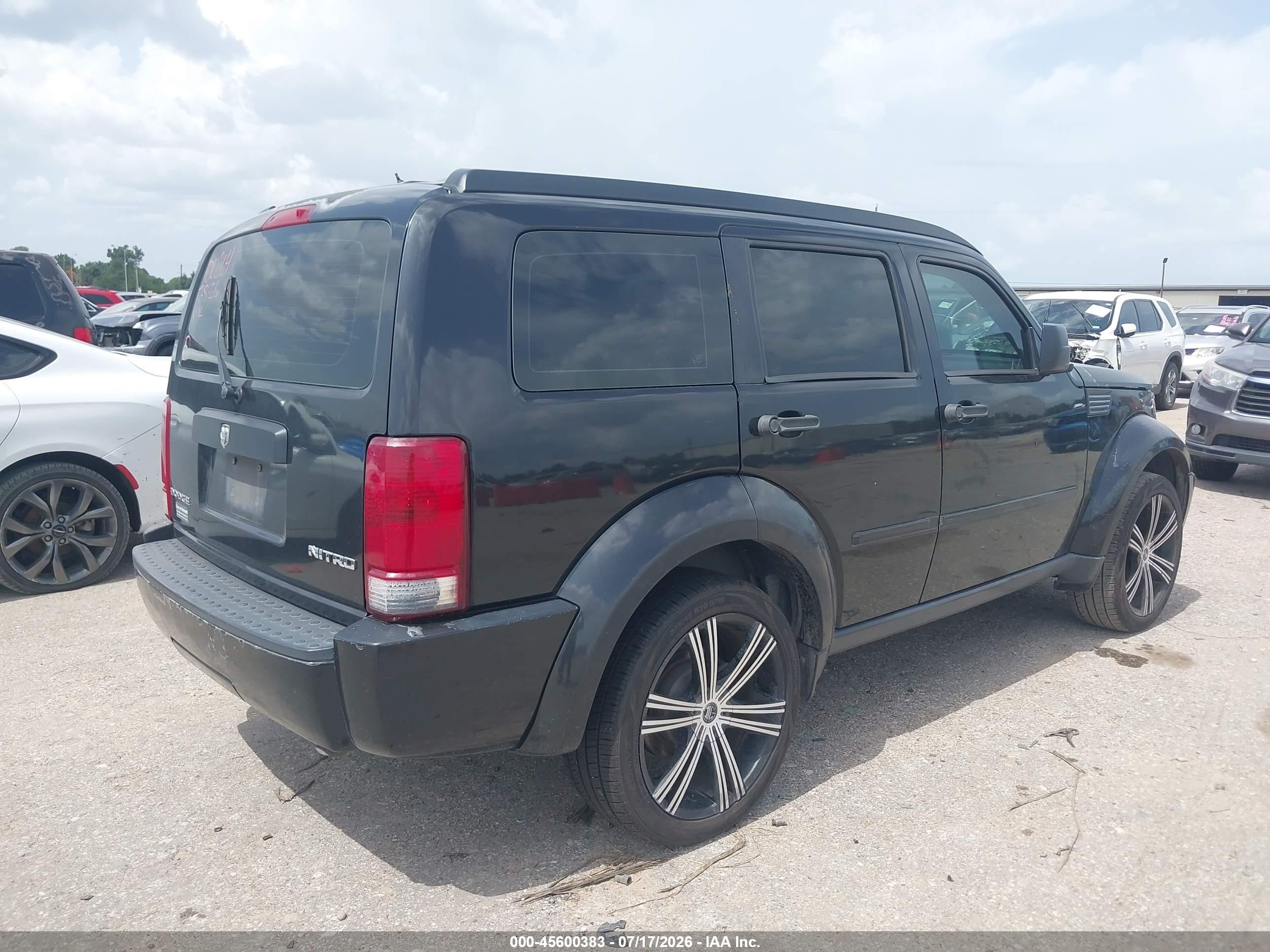 2010 Dodge Nitro Se Черный vin: 1D4PT2GK7AW100204
