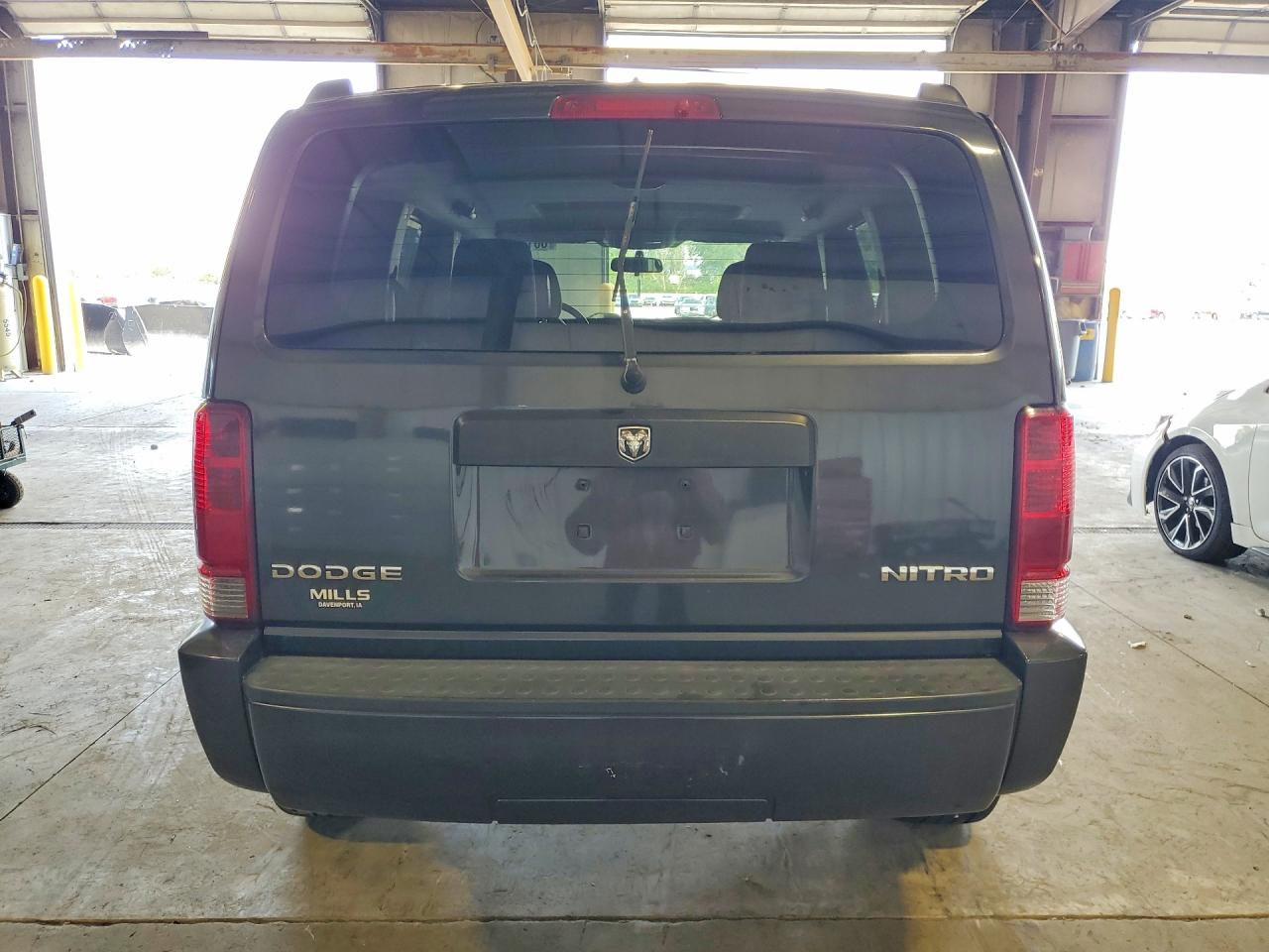 2010 Dodge Nitro Se Gray vin: 1D4PT2GK7AW144395