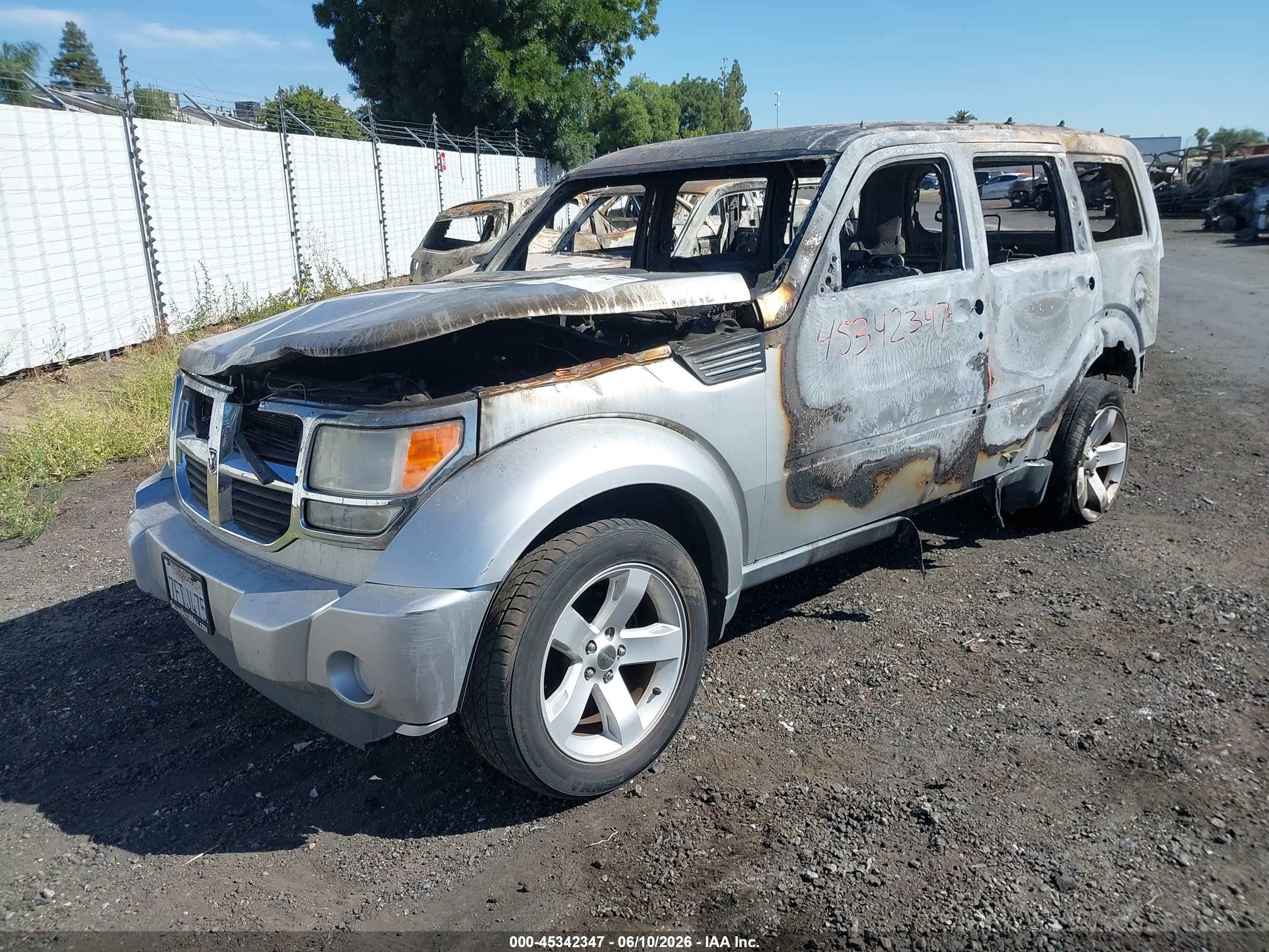 2011 Dodge Nitro Se Silver vin: 1D4PT2GK7BW500233
