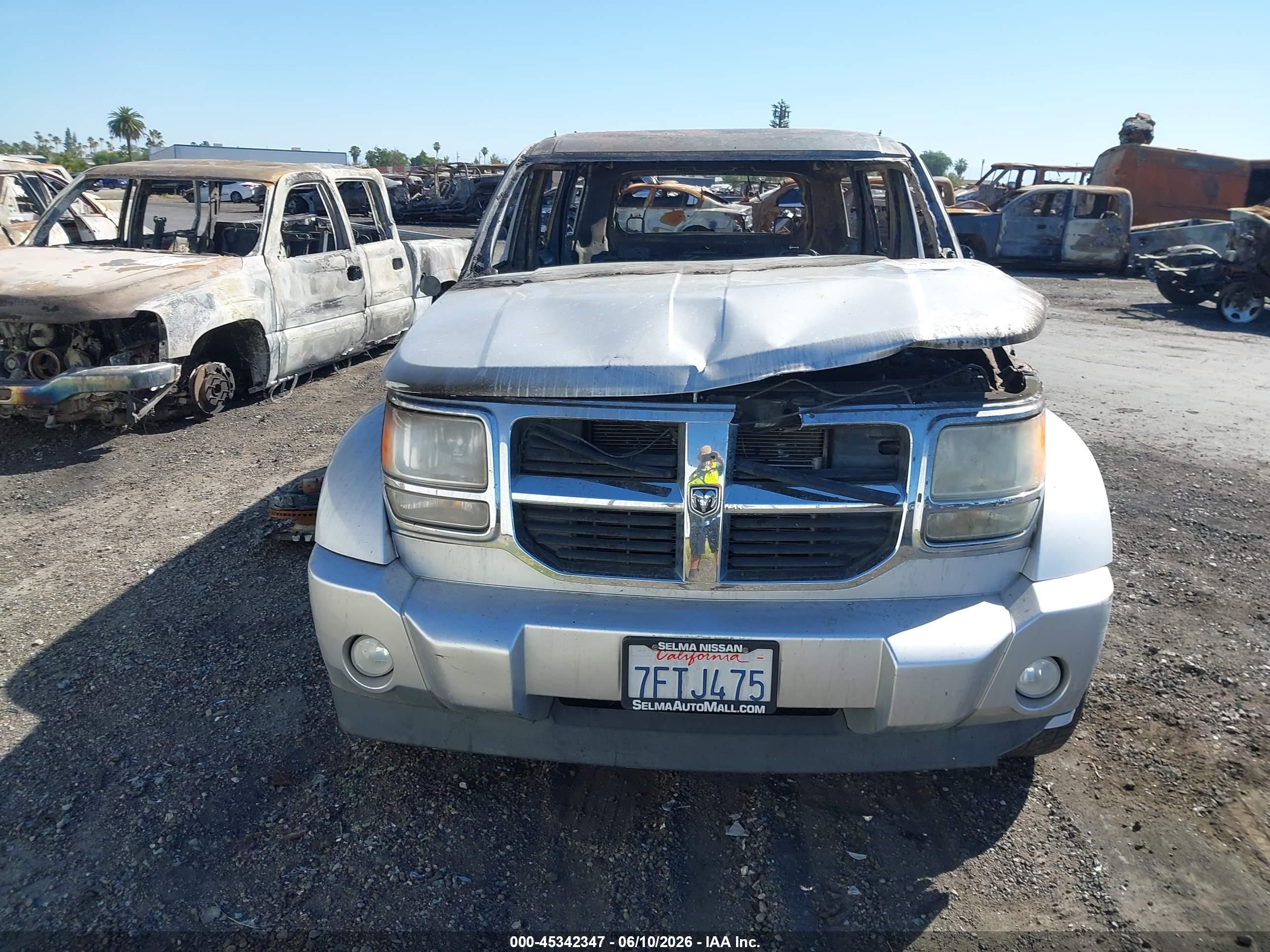 2011 Dodge Nitro Se Silver vin: 1D4PT2GK7BW500233