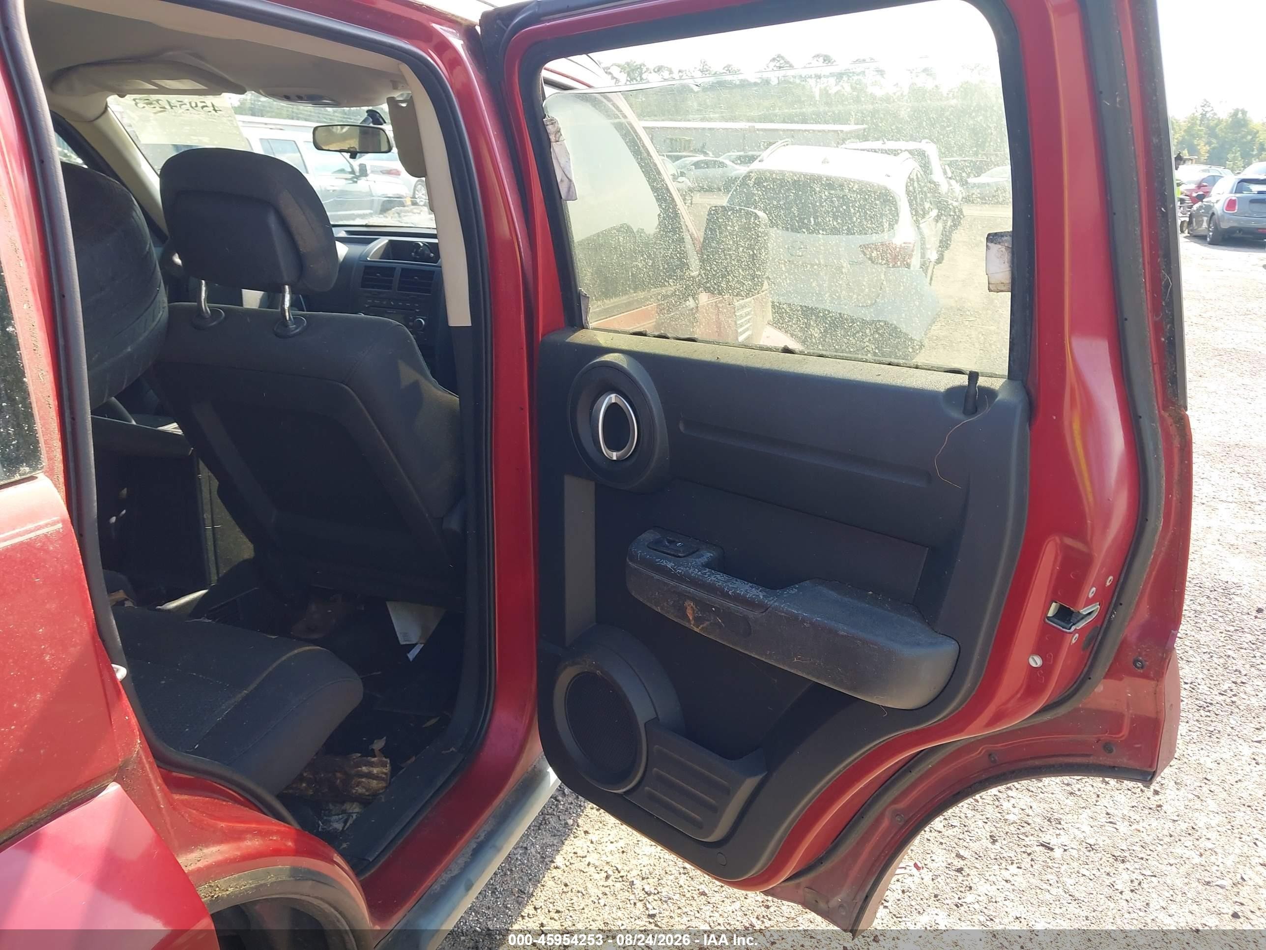 2011 Dodge Nitro Se Red vin: 1D4PT2GKXBW535512