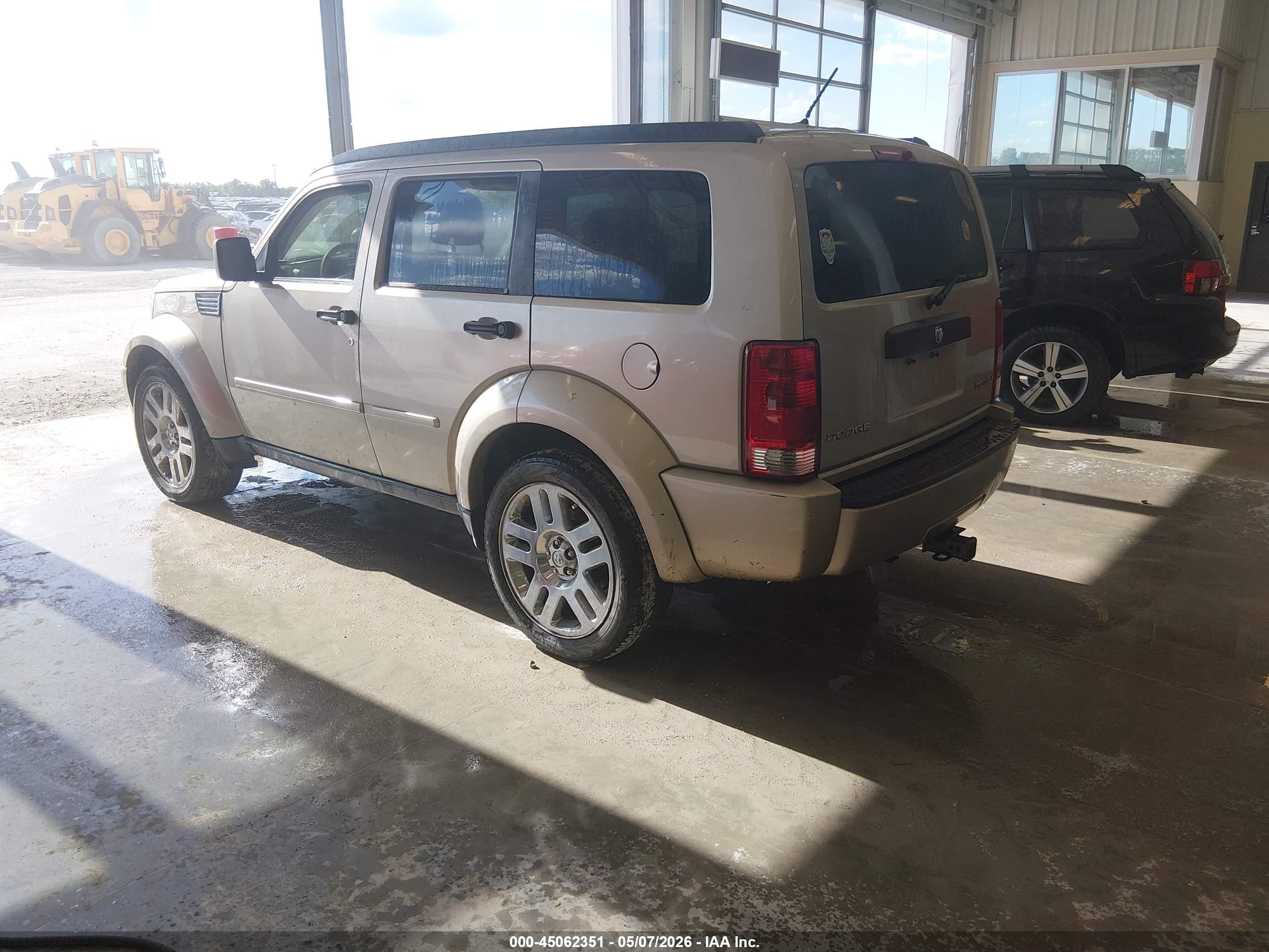 2010 Dodge Nitro Heat Gold vin: 1D4PT4GK9AW171884