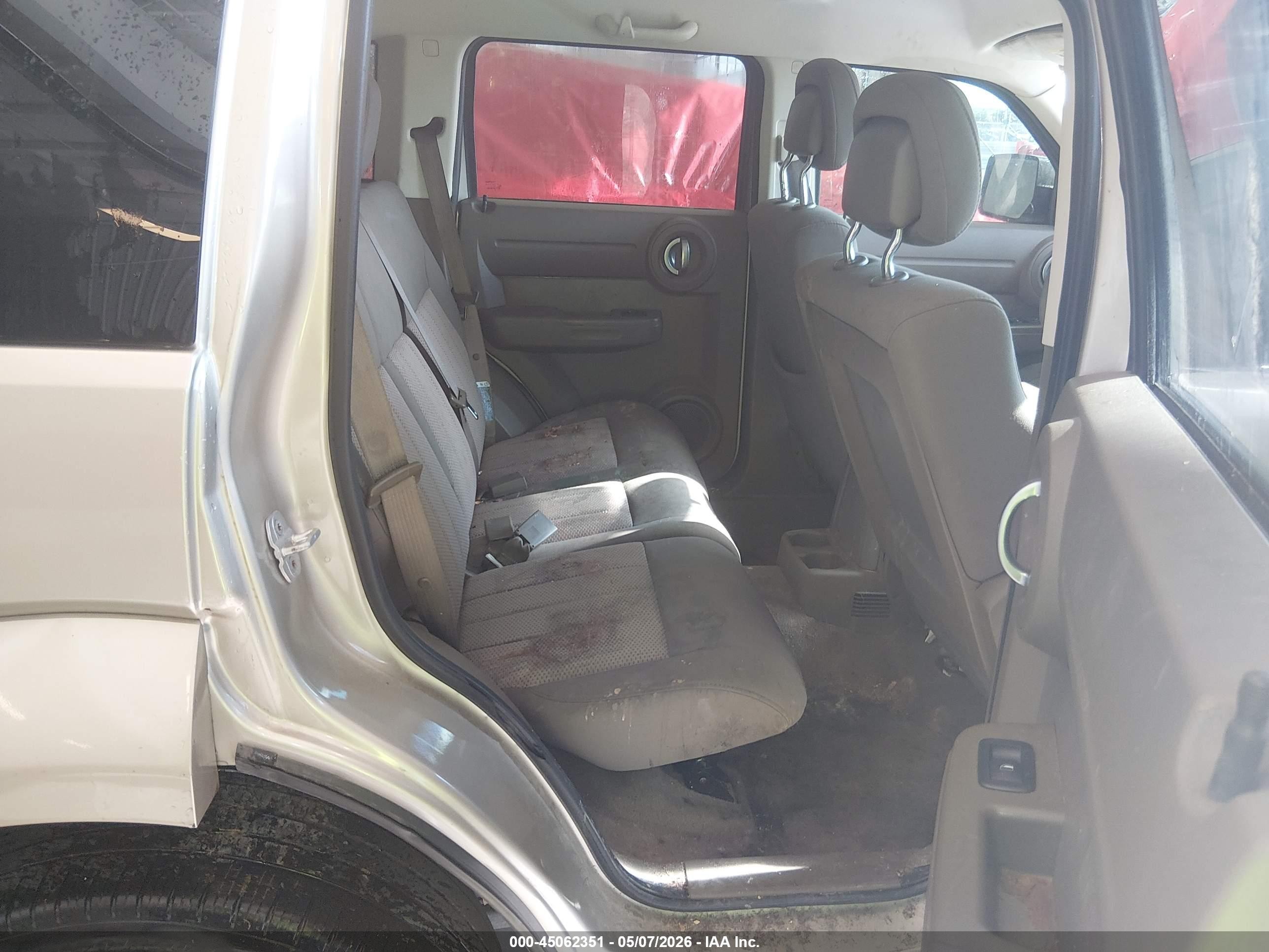 2010 Dodge Nitro Heat Gold vin: 1D4PT4GK9AW171884