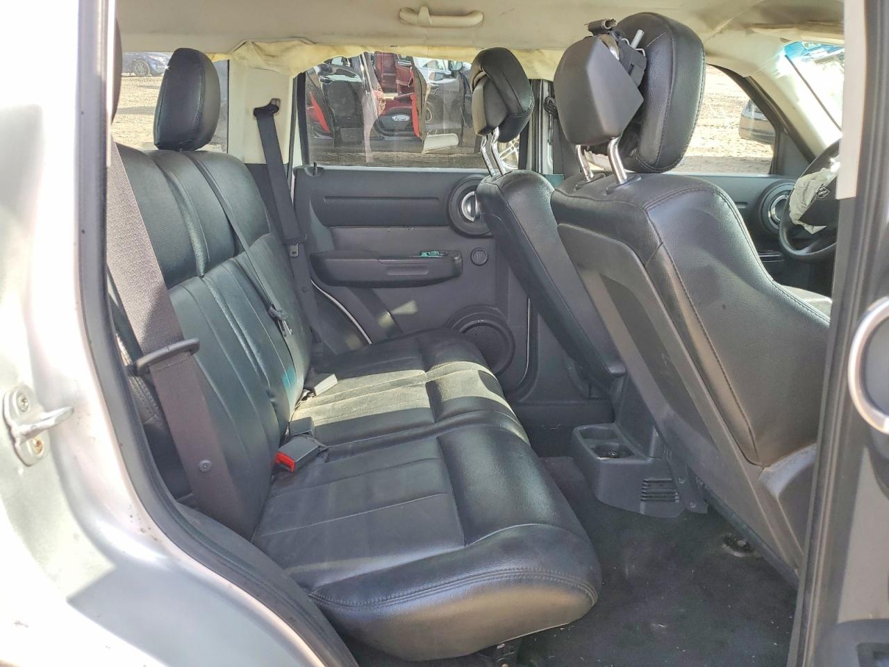 2011 Dodge Nitro Heat Silver vin: 1D4PT4GX5BW528975