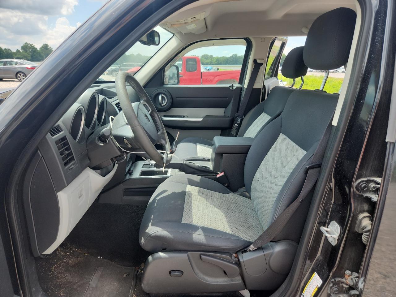 2010 Dodge Nitro Sxt Black vin: 1D4PT5GK1AW105027
