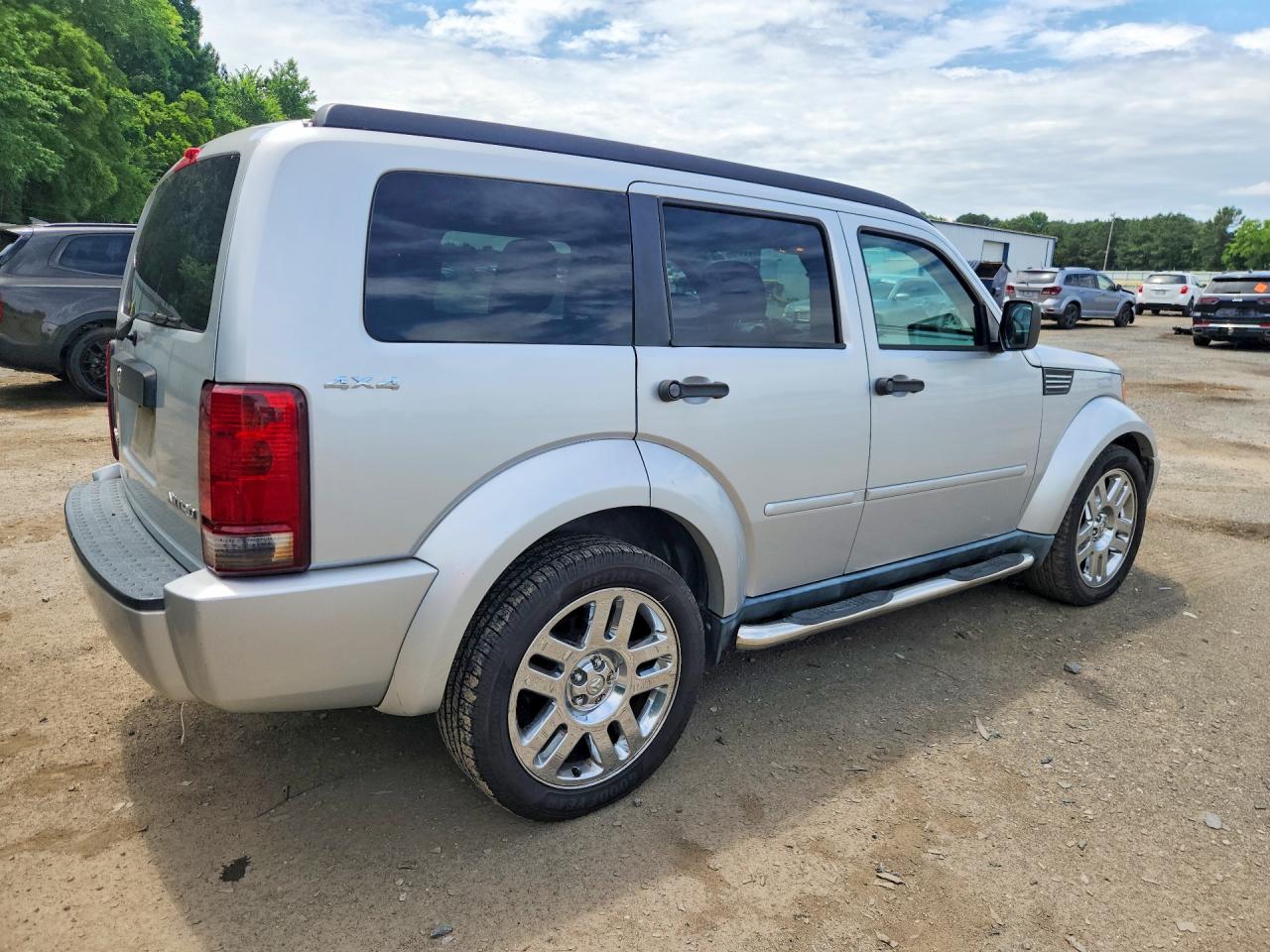 2010 Dodge Nitro Se Silver vin: 1D4PU2GK2AW127355