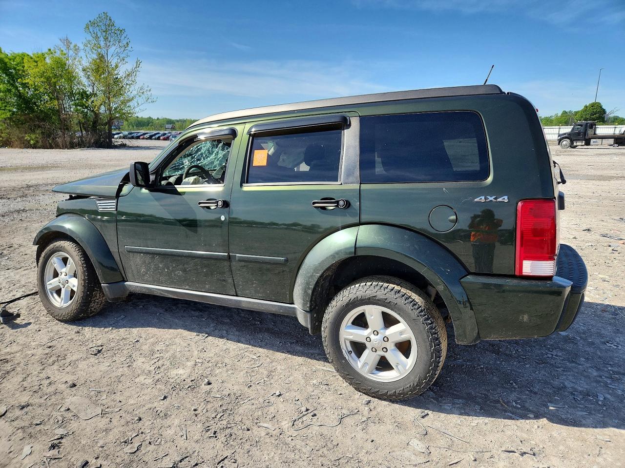 2010 Dodge Nitro Se Green vin: 1D4PU2GK3AW125159