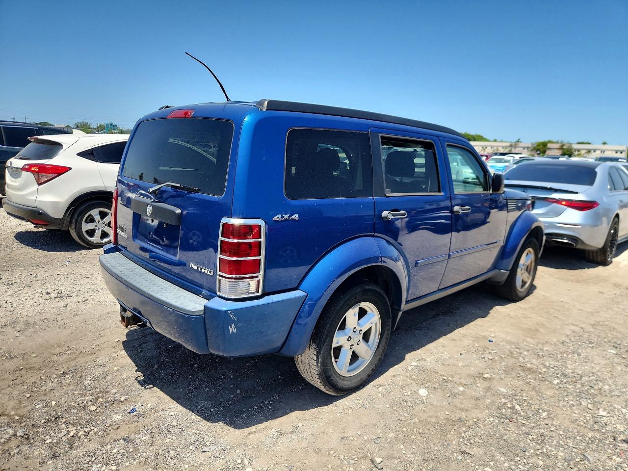 2010 Dodge Nitro Se Blue vin: 1D4PU2GK7AW113712