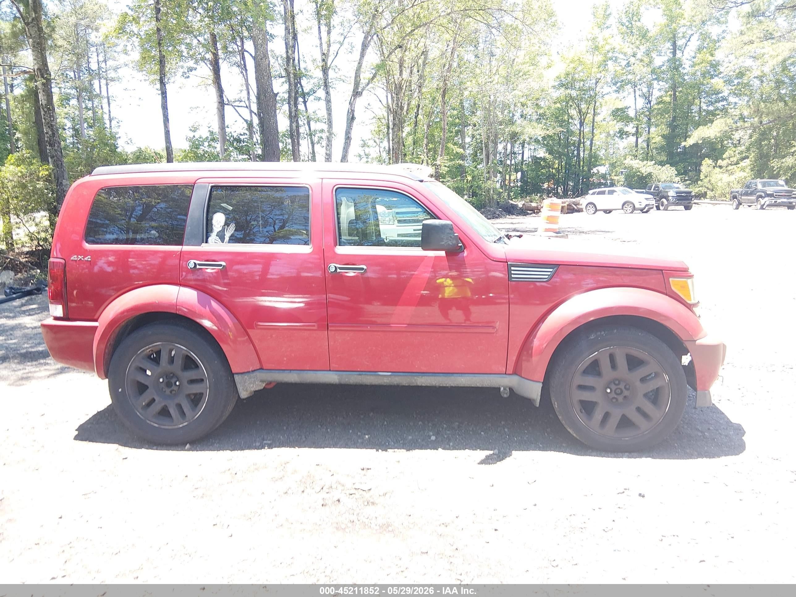 2011 Dodge Nitro Heat Red vin: 1D4PU4GK0BW603390