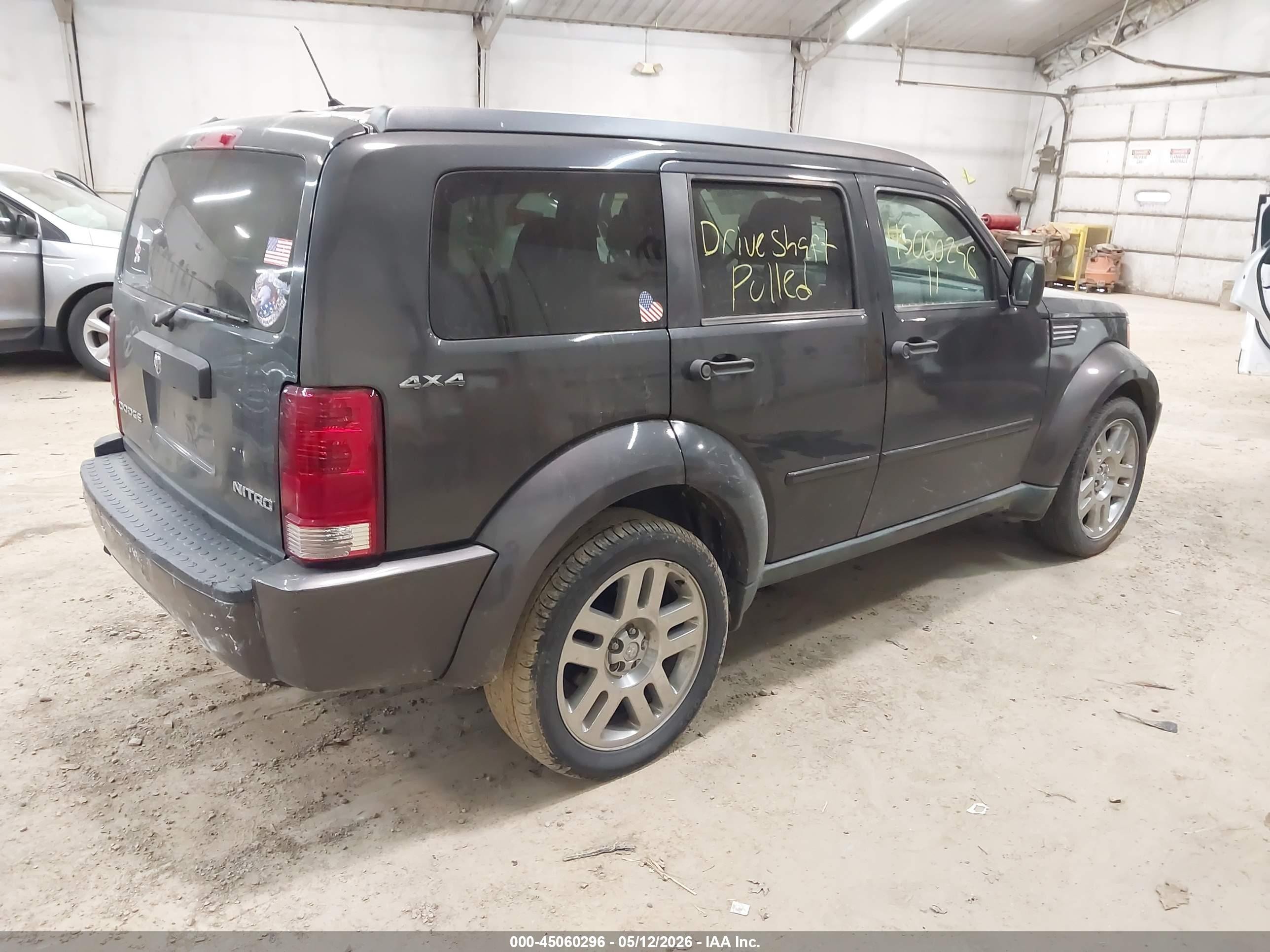 2011 Dodge Nitro Heat Black vin: 1D4PU4GK1BW590701