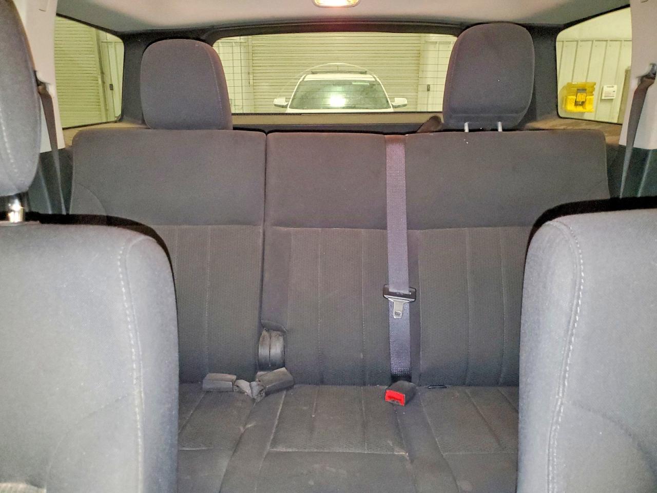 2011 Dodge Nitro Heat Серебряный vin: 1D4PU4GK4BW590868