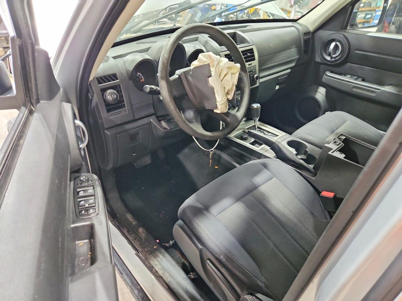 2011 Dodge Nitro Heat Silver vin: 1D4PU4GK4BW606051