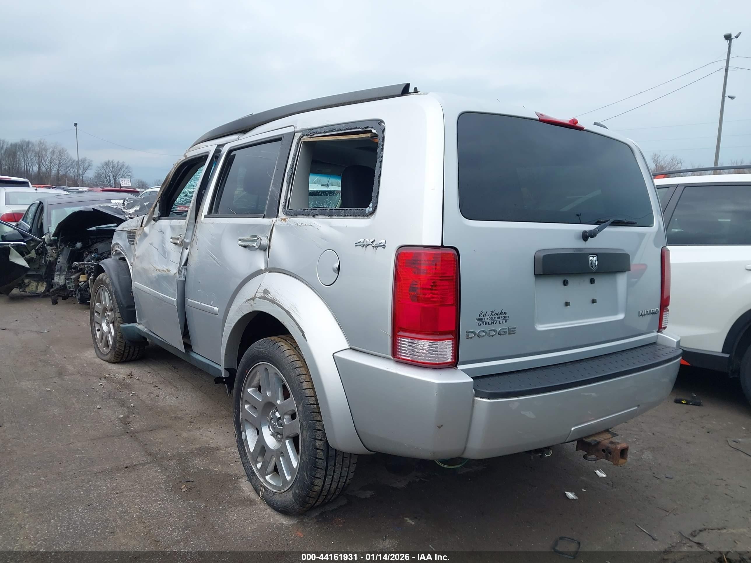 2011 Dodge Nitro Heat Silver vin: 1D4PU4GK5BW590801